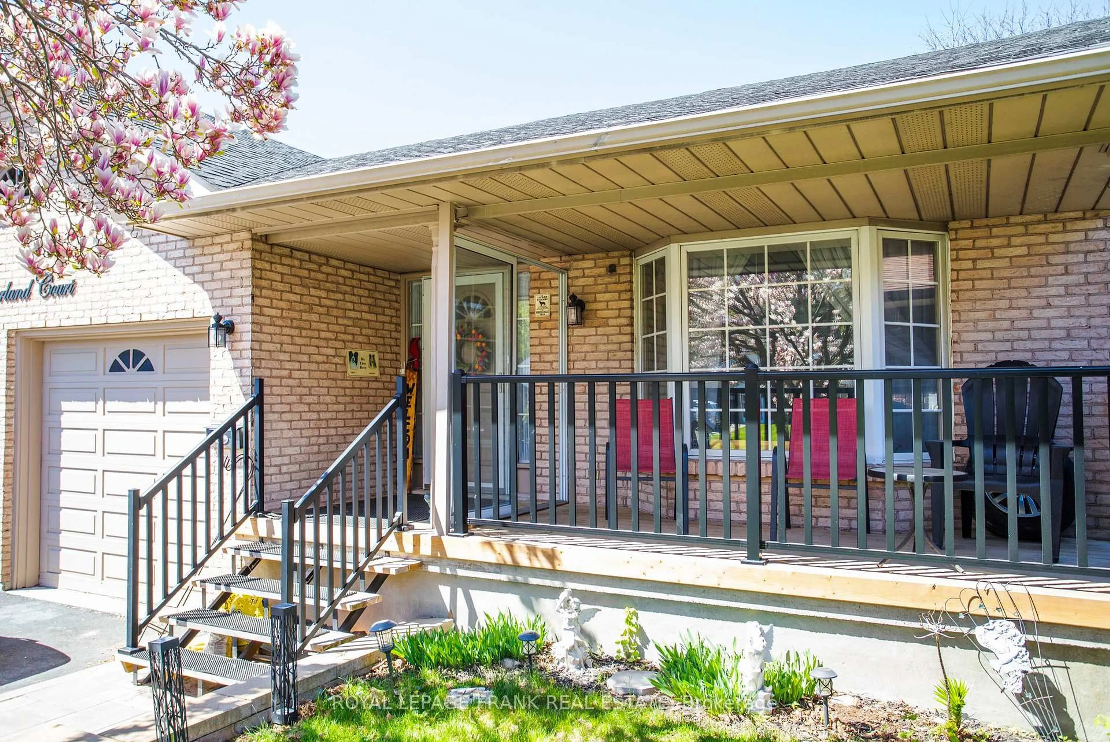 Home with brick exterior material, street for 312 Cumberland Crt, Oshawa Ontario L1H 8E7