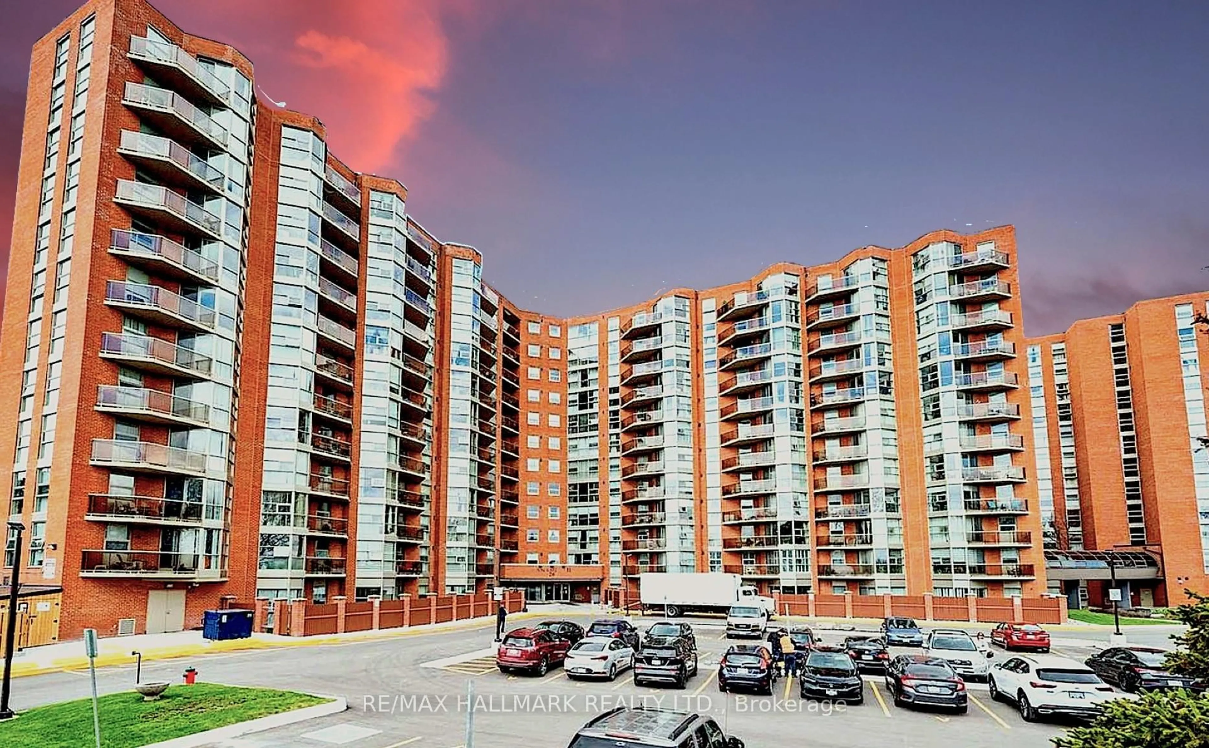 Unknown for 20 Dean Park Rd #902, Toronto Ontario M1B 3G9