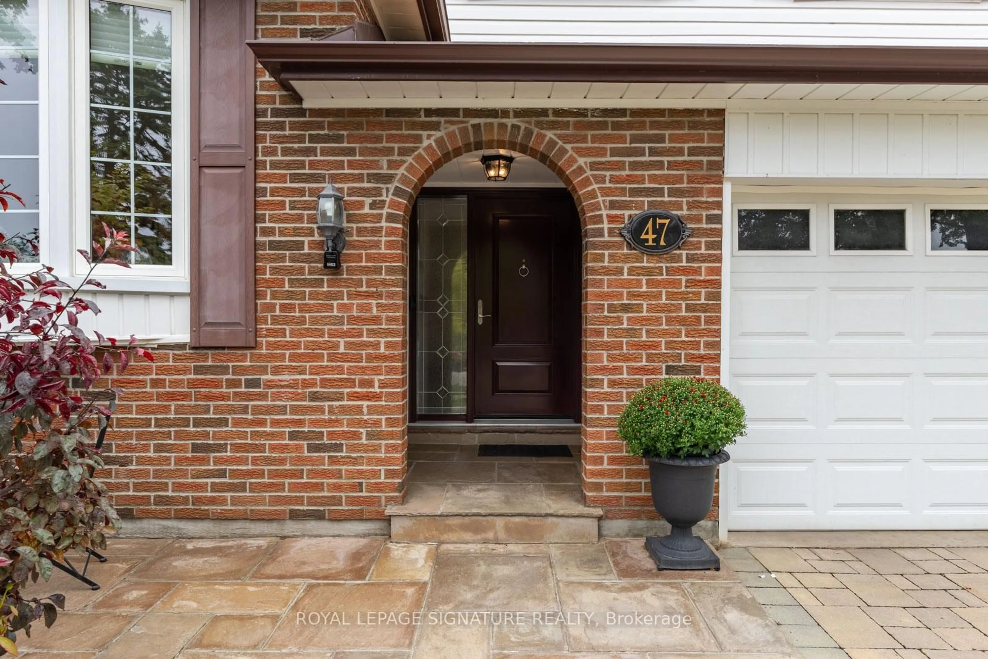 Home with brick exterior material, street for 47 Pepper Tree Dr, Toronto Ontario M1C 1Y5