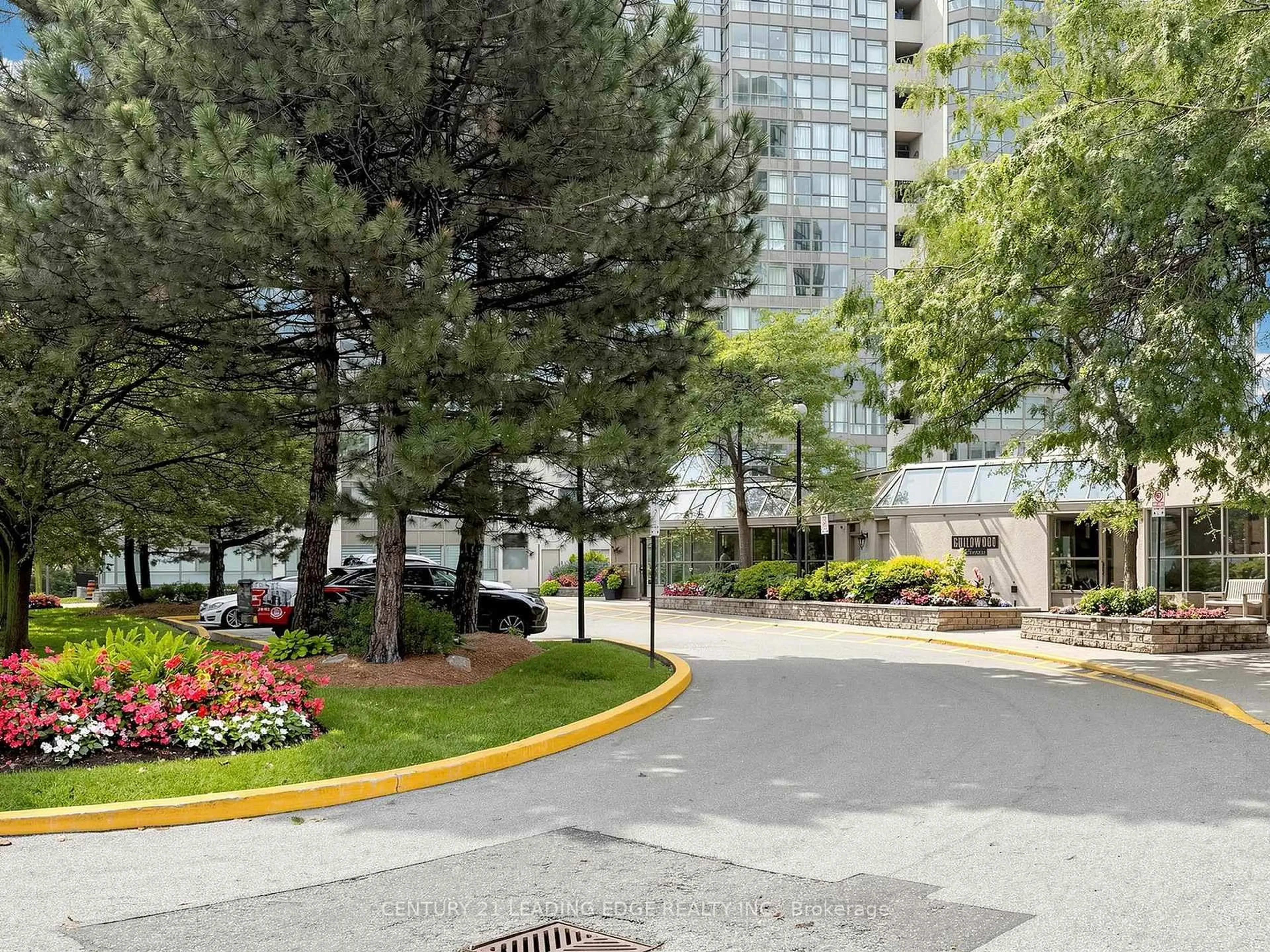 Unknown for 3231 Eglinton Ave #204, Toronto Ontario M1J 3N5