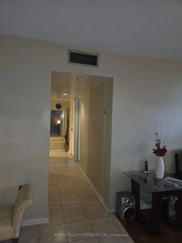 1705 Mccowan Rd #103, Toronto 2