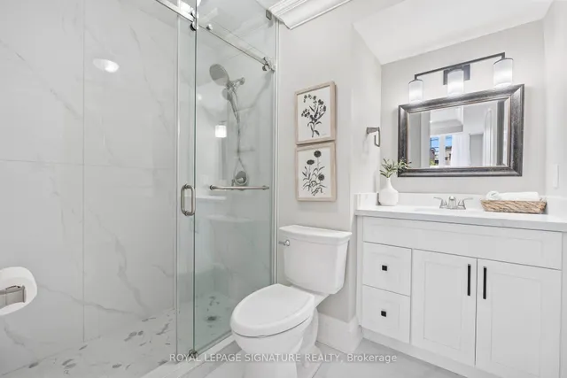 1309 Commerce St, Pickering 2