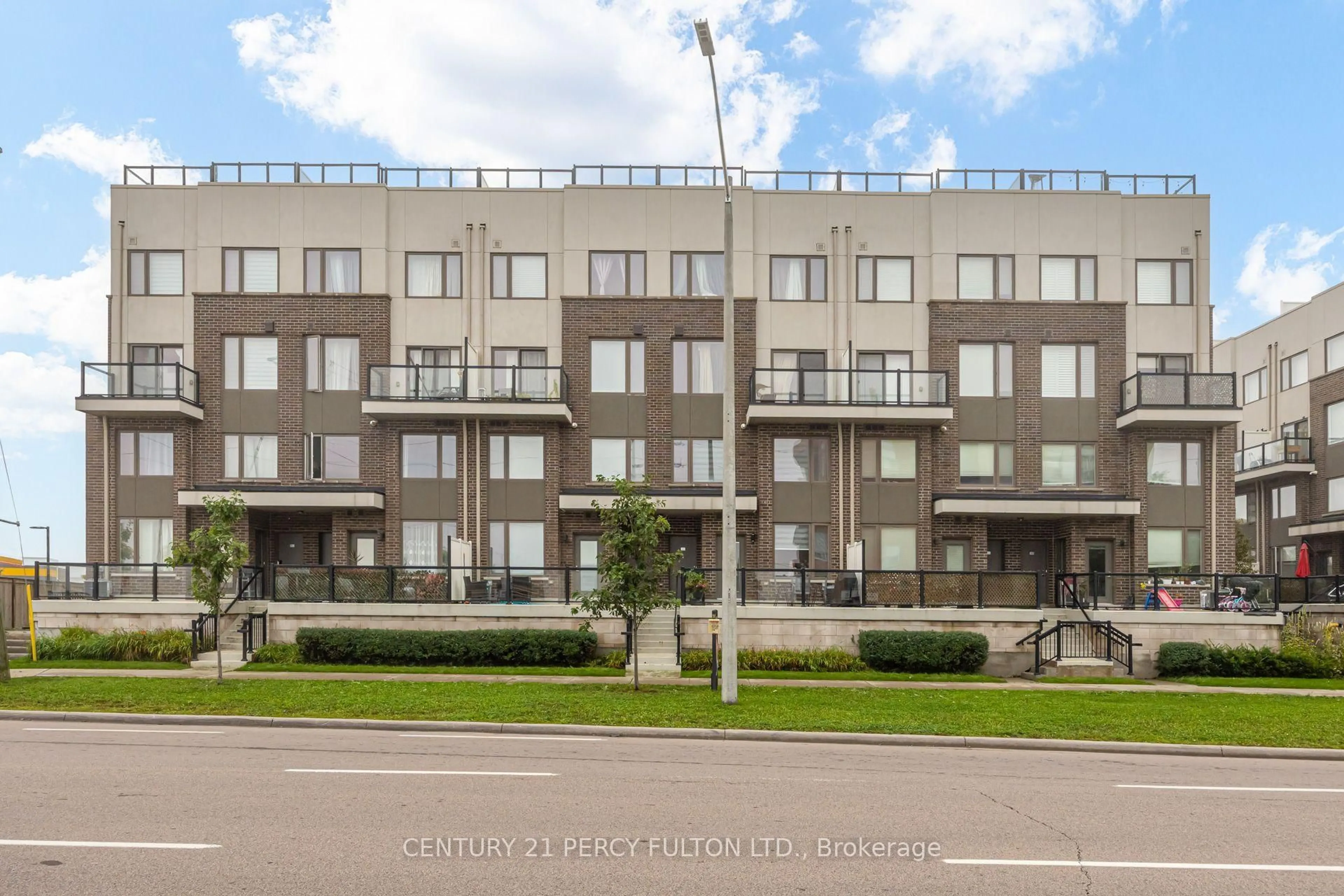 Unknown for 1460 Whites Rd #318, Pickering Ontario L1V 0E8