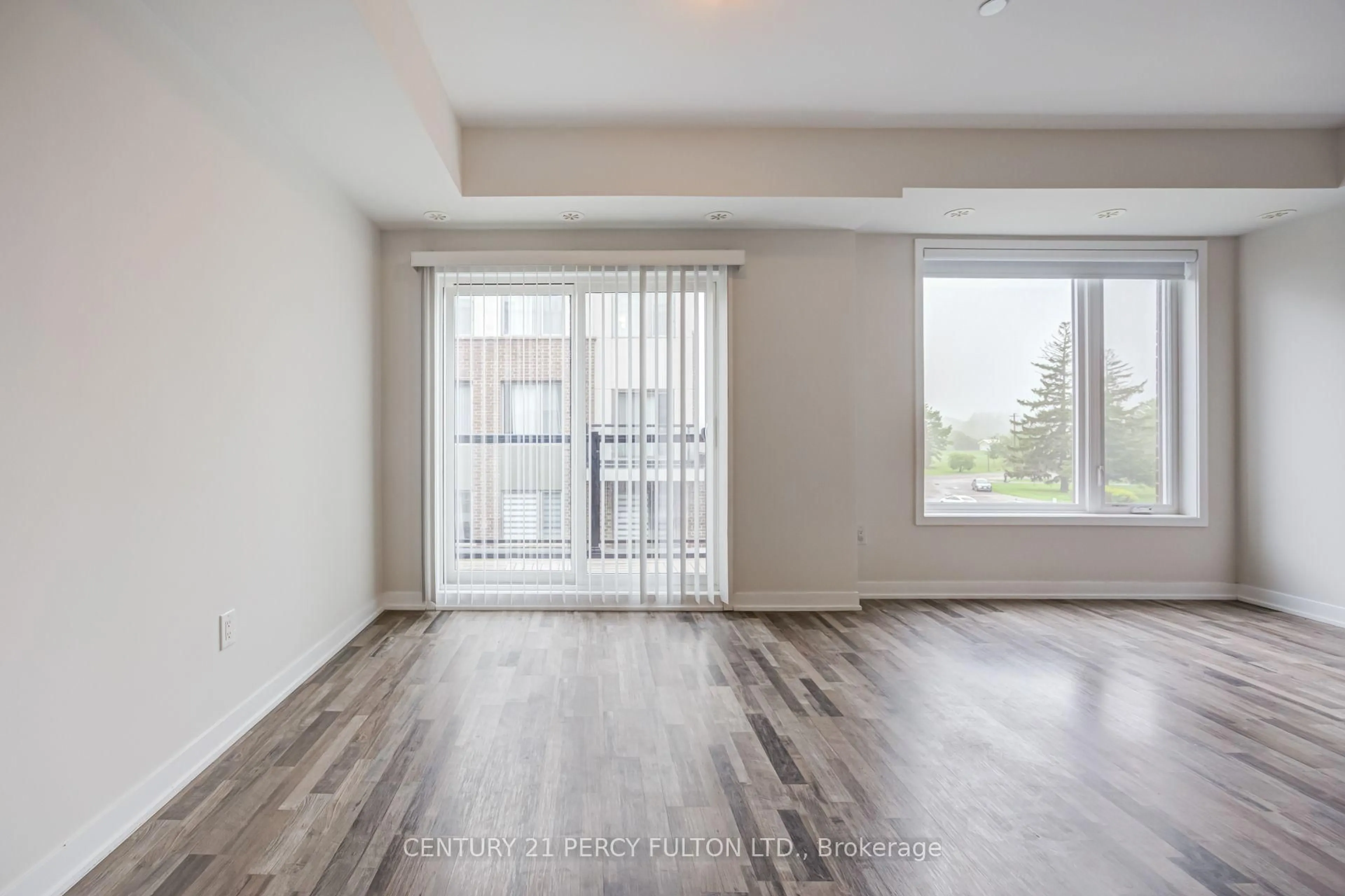 A pic of a room for 1460 Whites Rd #318, Pickering Ontario L1V 0E8