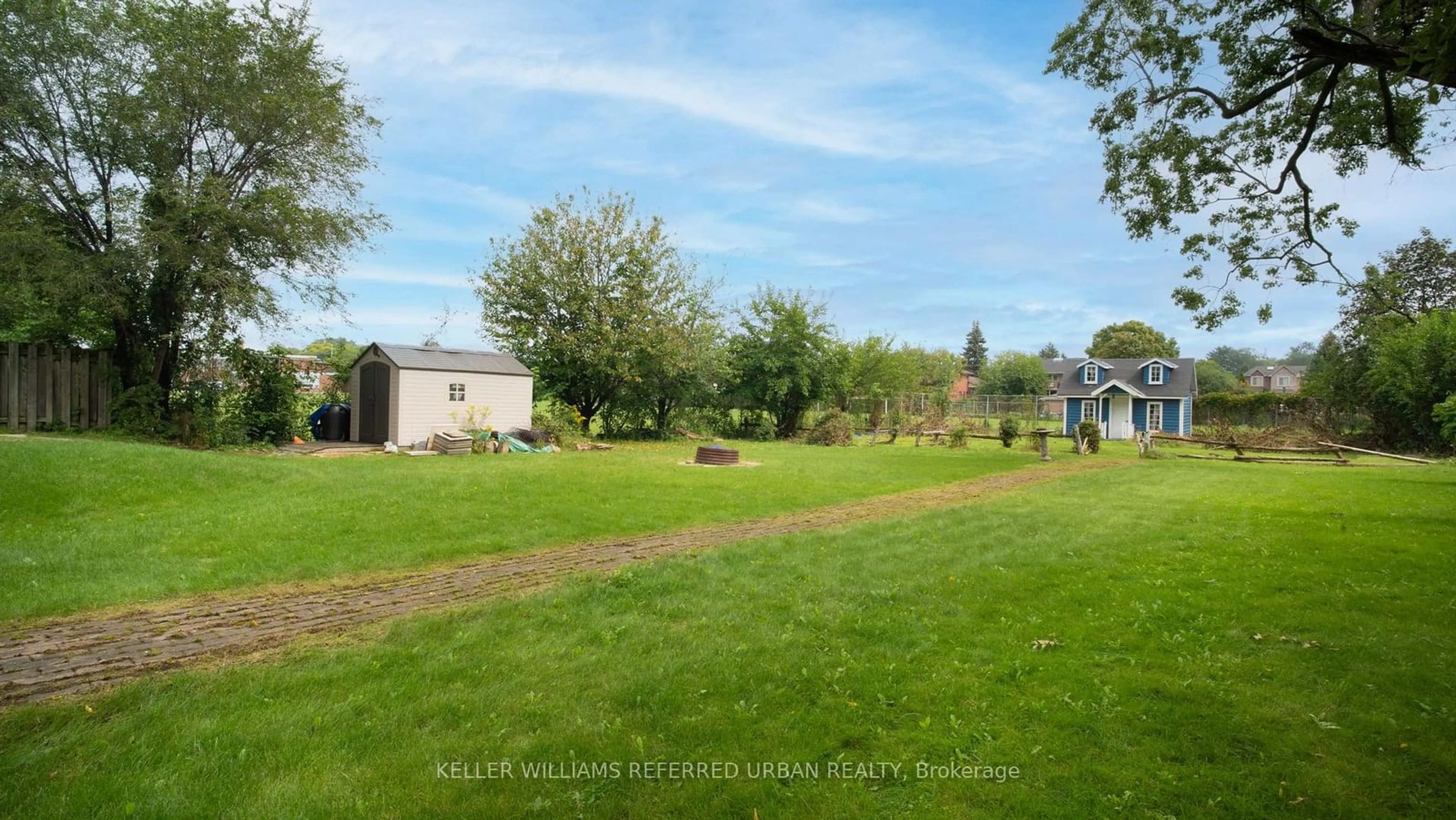 A pic from outside/outdoor area/front of a property/back of a property/a pic from drone, water/lake/river/ocean view for 1211 Pharmacy Ave, Toronto Ontario M1R 2H8