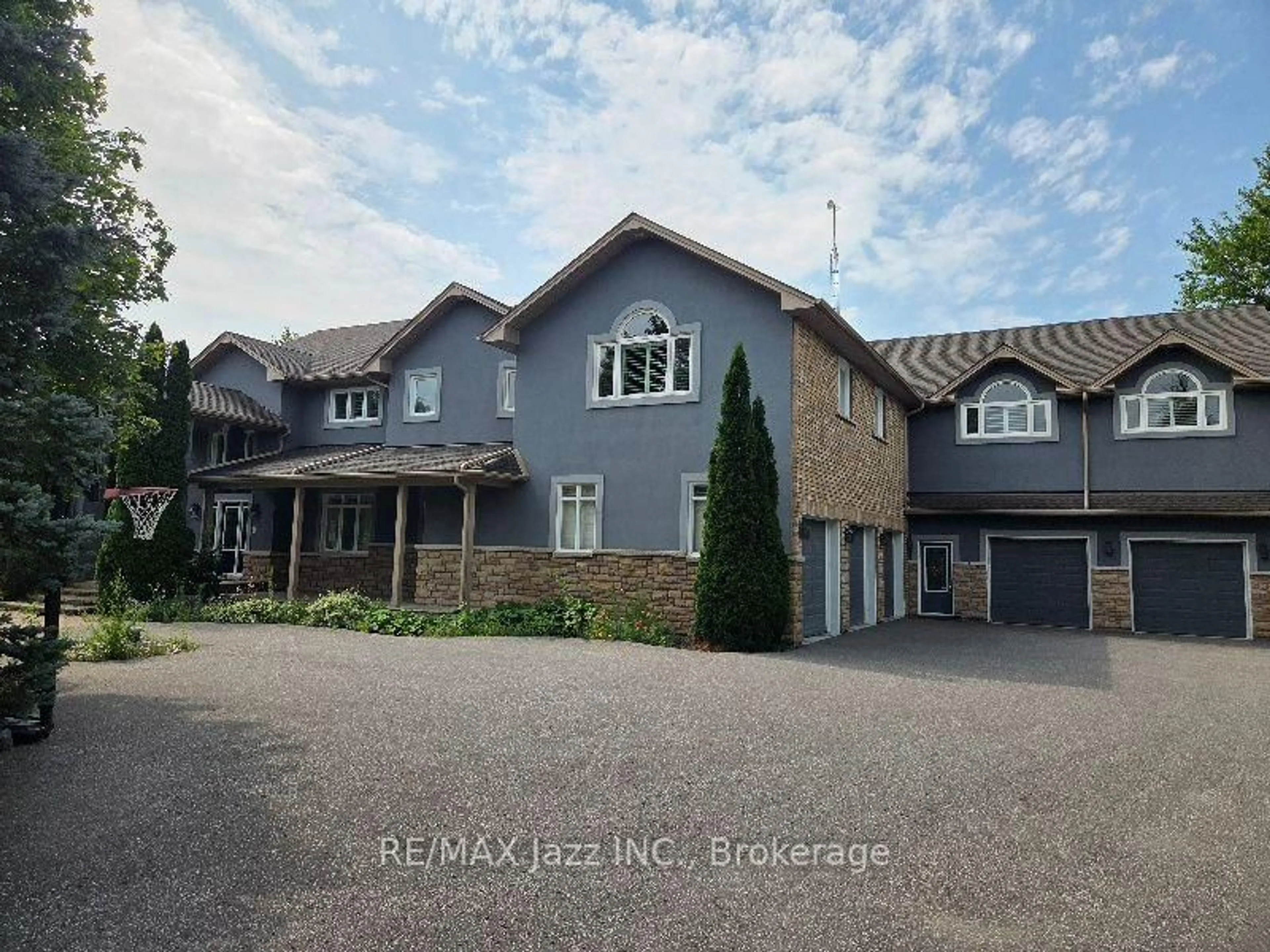 Unknown for 99 Hurd St, Oshawa Ontario L1H 7K4