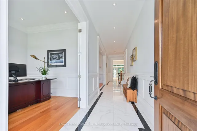49 Ferris Rd, Toronto 5