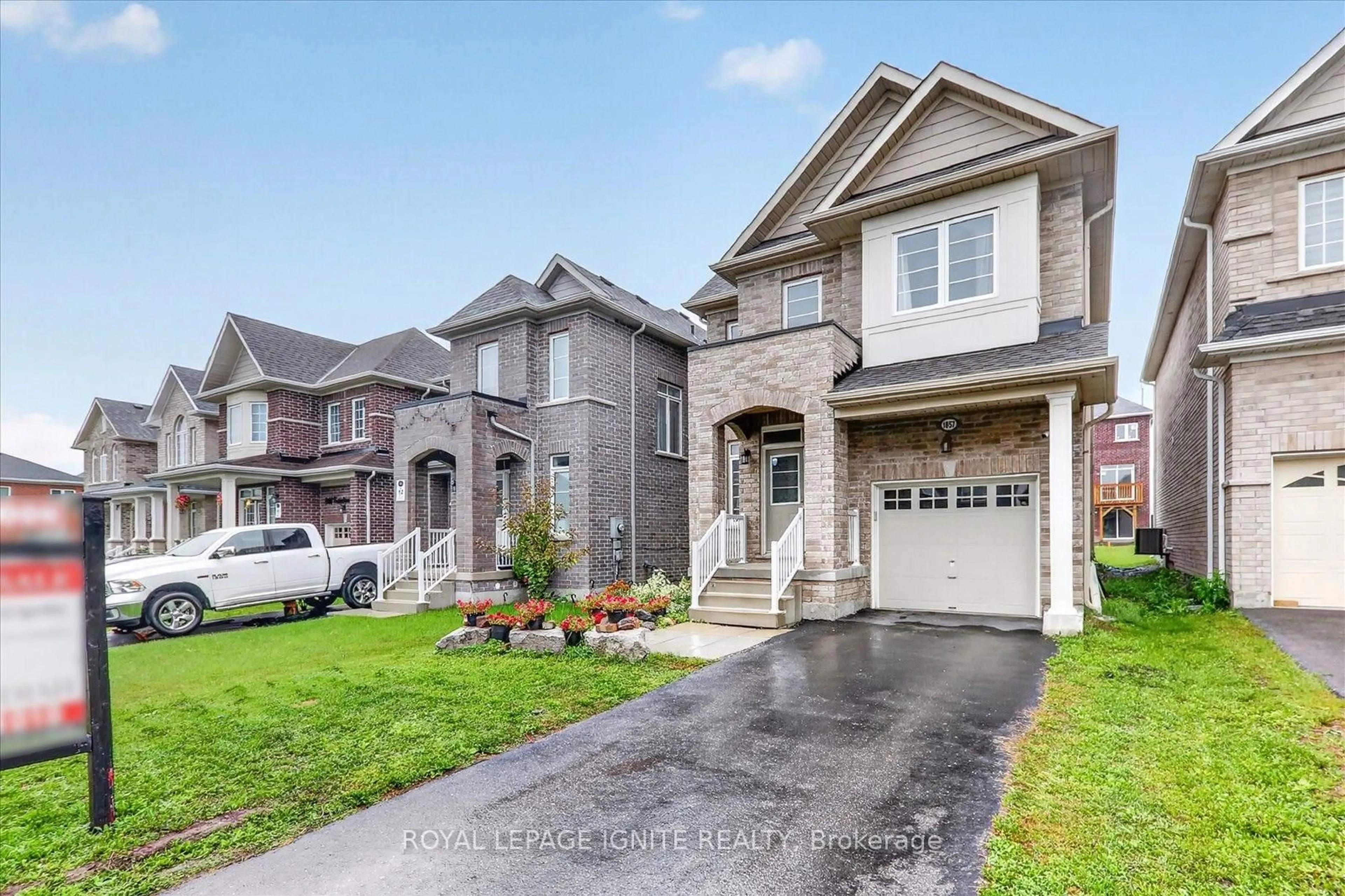 Home with brick exterior material, street for 1857 Fosterbrook St, Oshawa Ontario L1K 3G5