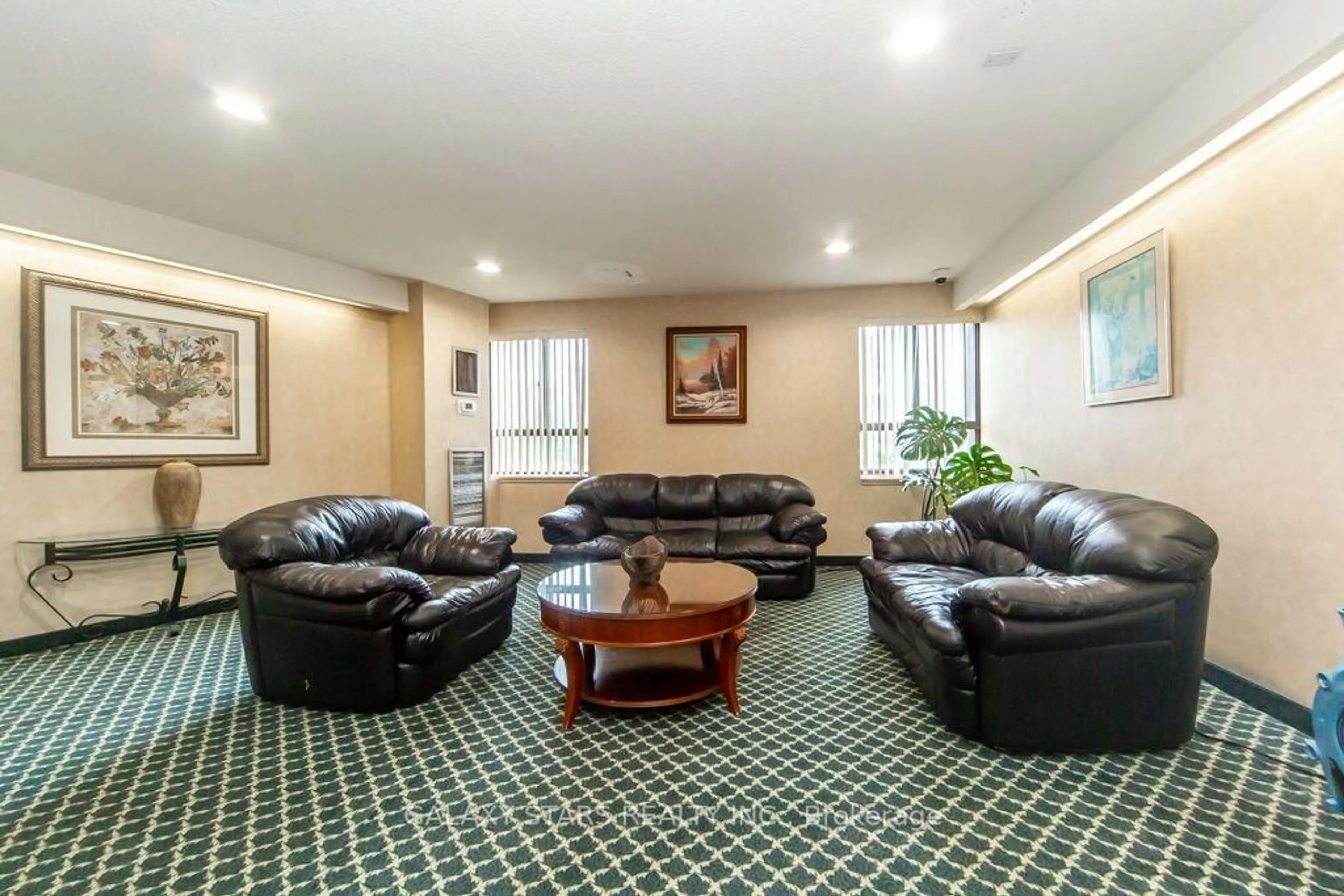 Lobby for 121 Trudelle St #305, Toronto Ontario M1J 3K4