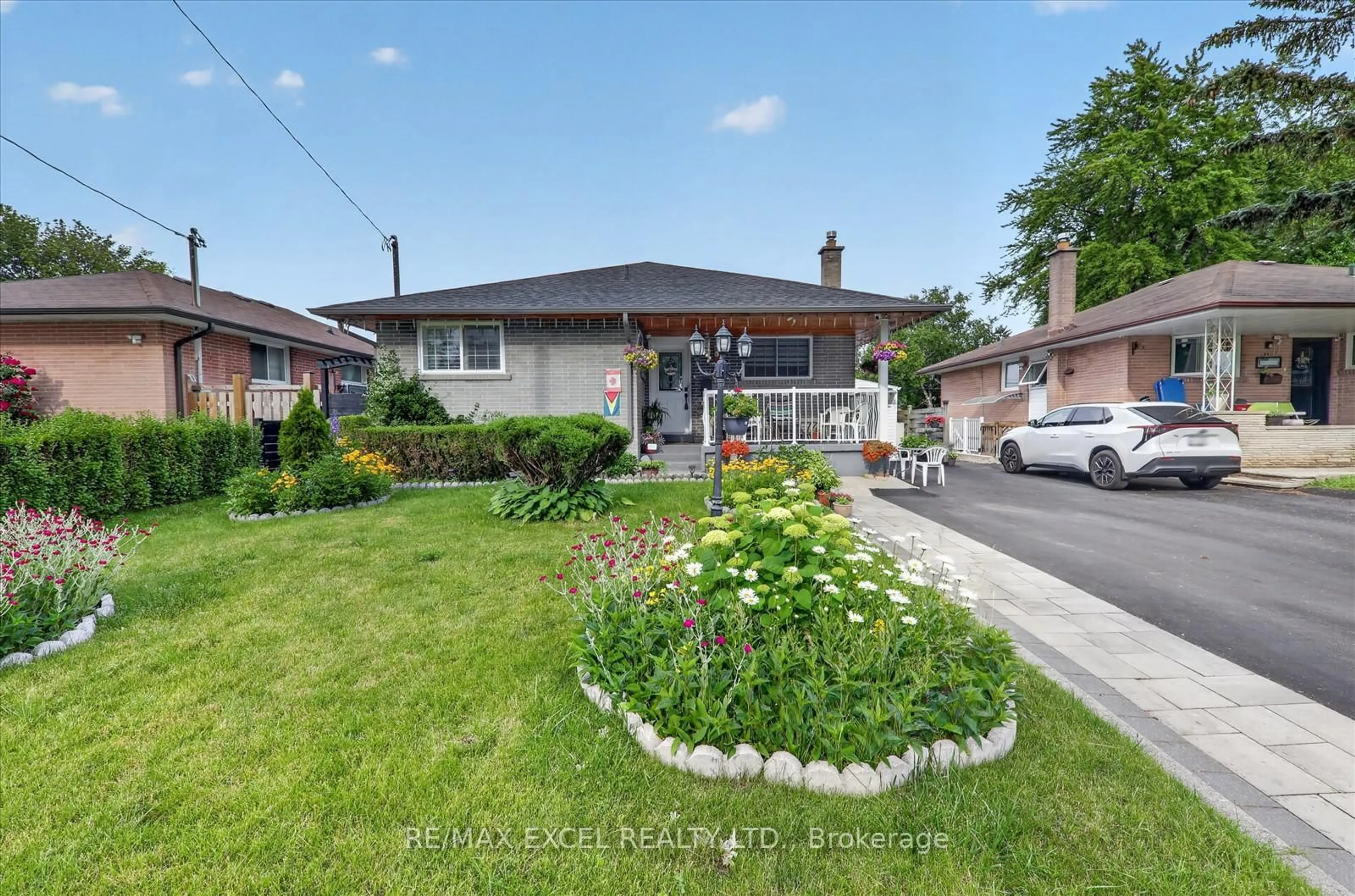 Unknown for 62 Sundance Cres, Toronto Ontario M1G 2M2