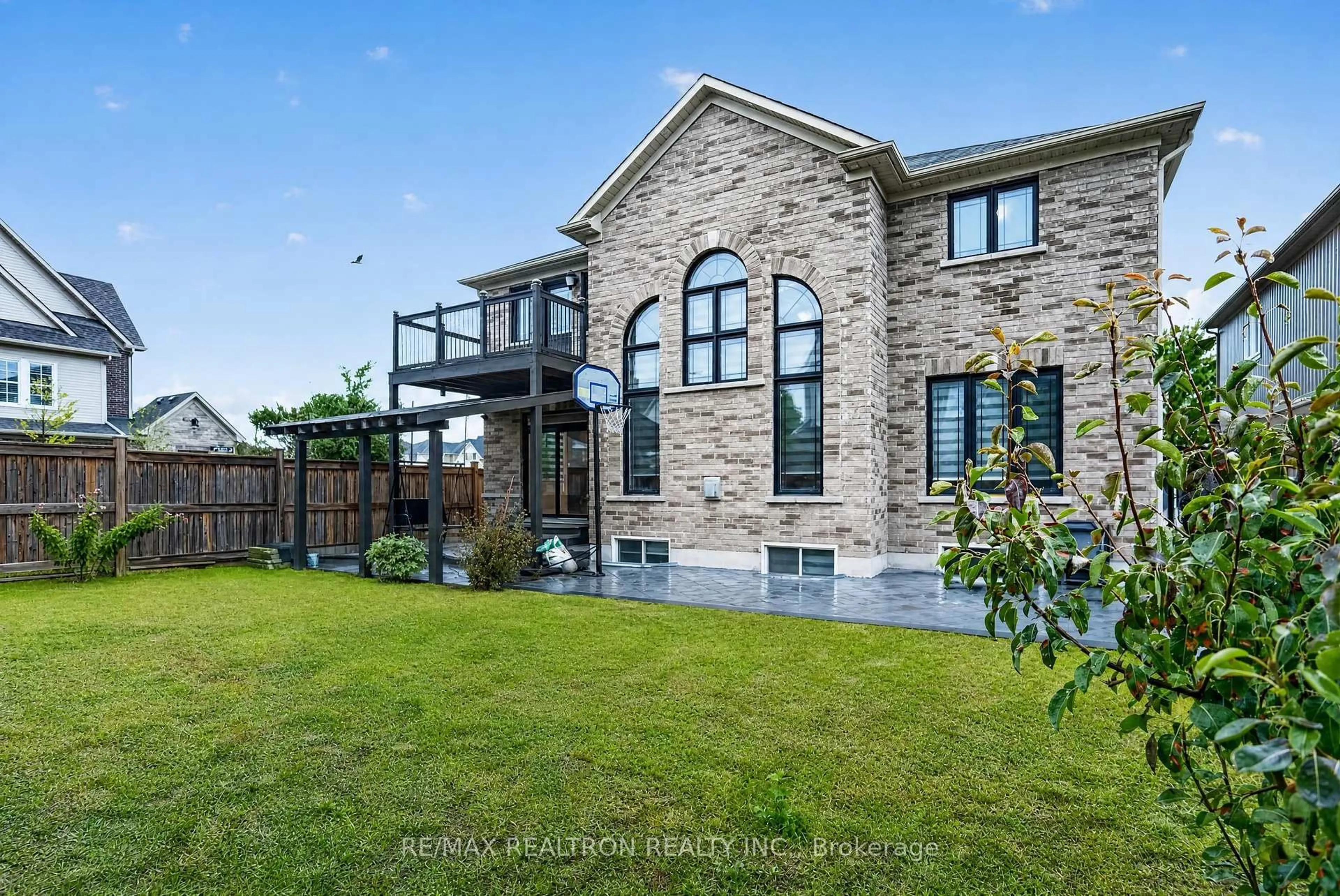 Home with brick exterior material, unknown for 1428 Gord Vision Ave, Clarington Ontario L1E 0H1