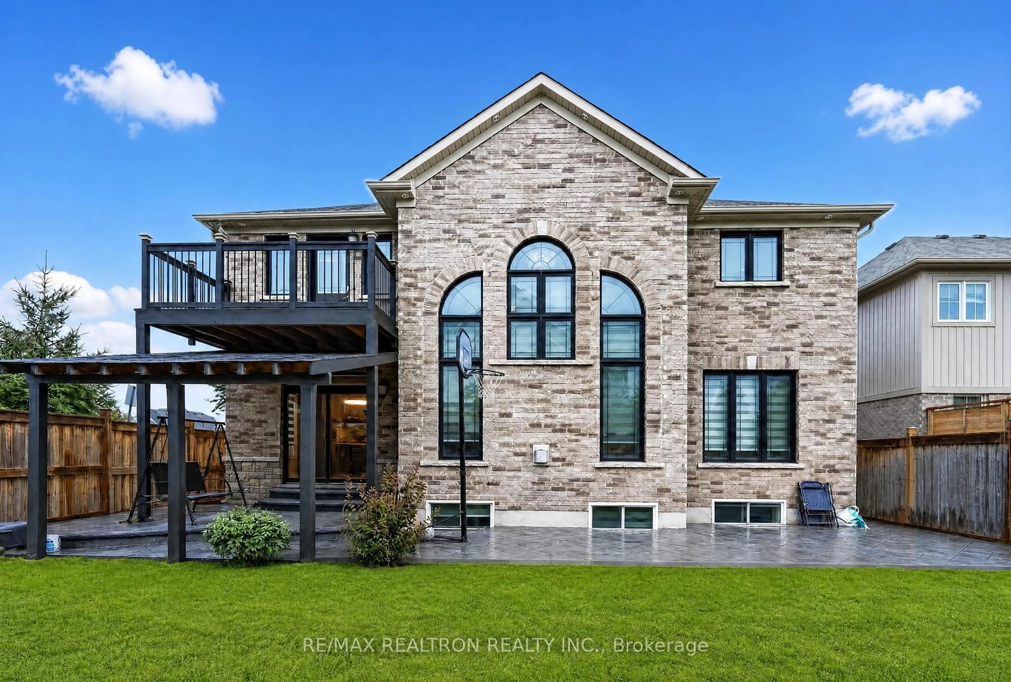 Home with brick exterior material, mountain view for 1428 Gord Vision Ave, Clarington Ontario L1E 0H1