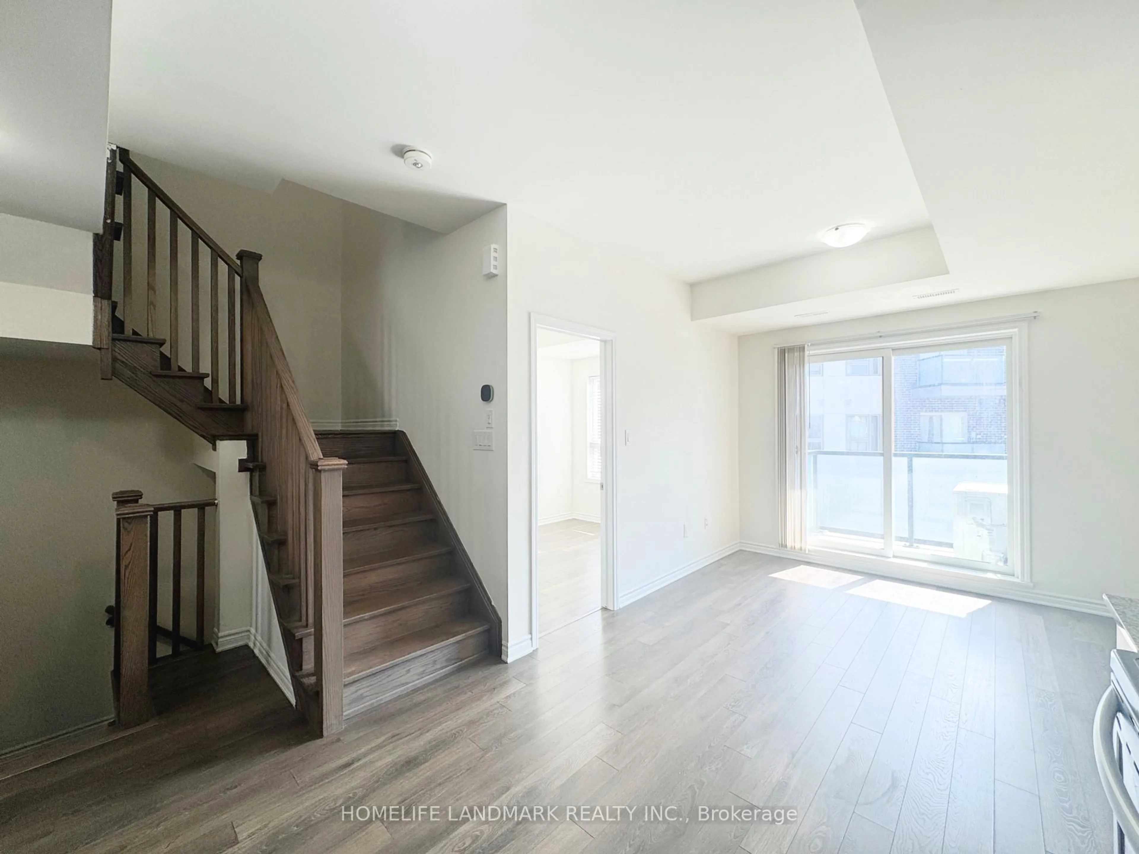 Unknown for 1085 Danforth Rd #214, Toronto Ontario M1J 0B2