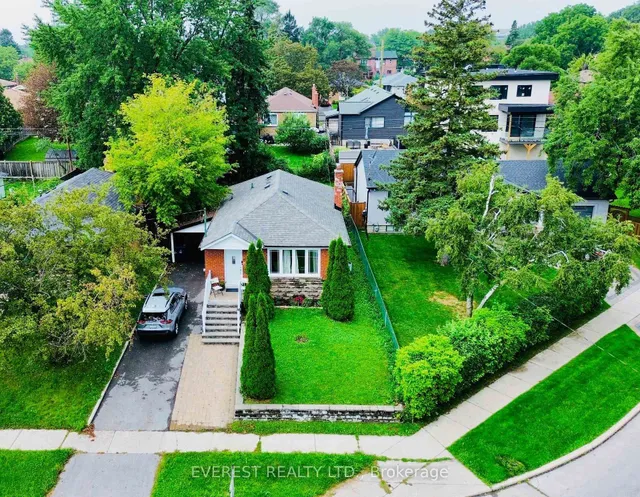 130 Portsdown Rd, Toronto
