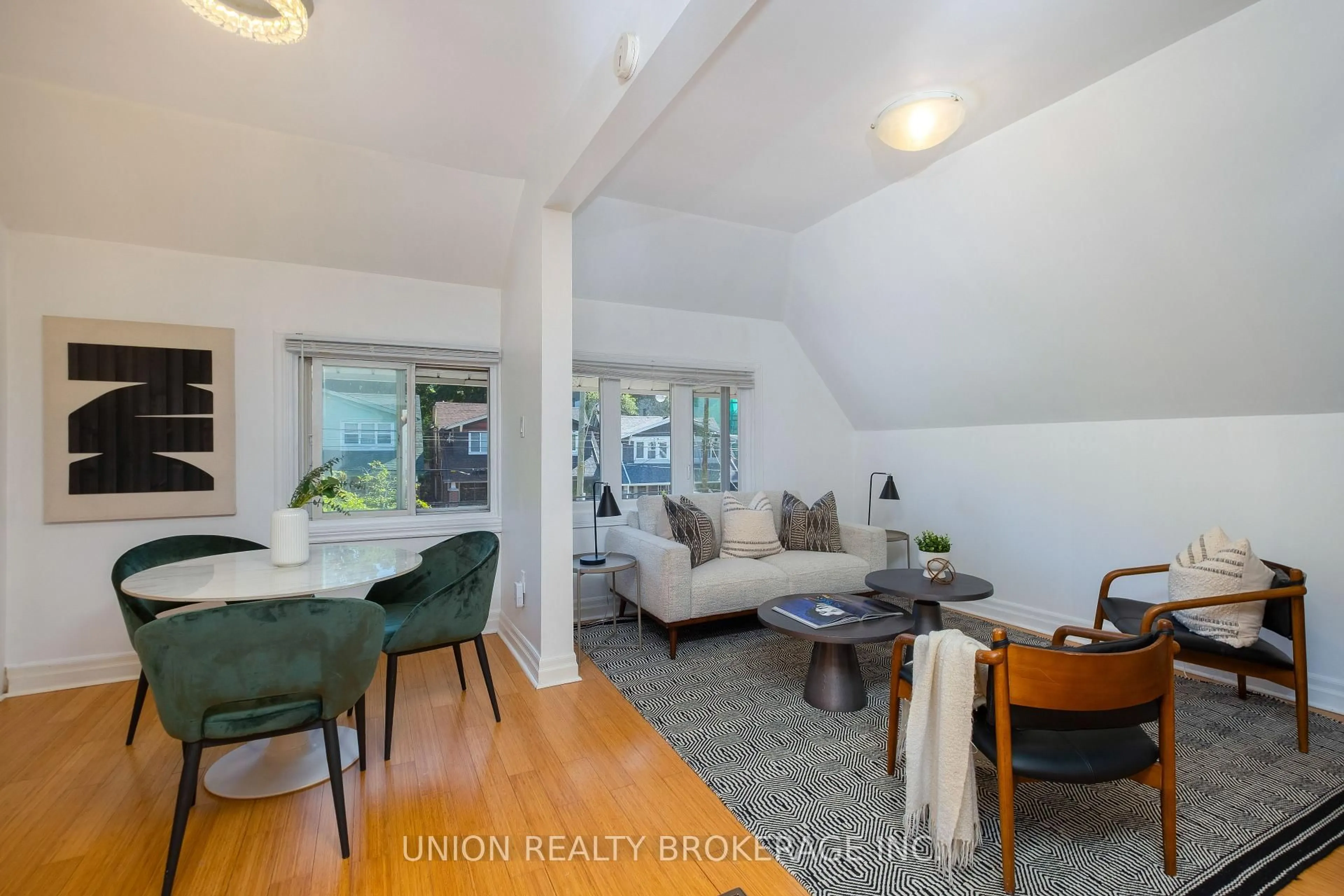Living room with furniture, unknown for 394 Coxwell Ave, Toronto Ontario M4L 3B7