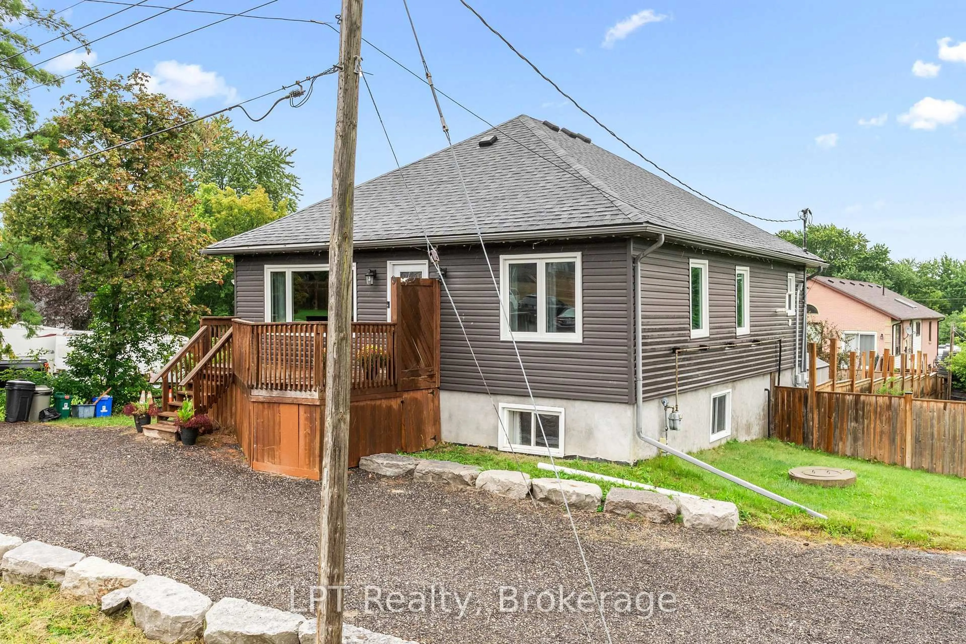 Unknown for 9 Lakeview Ave, Scugog Ontario L0B 1E0
