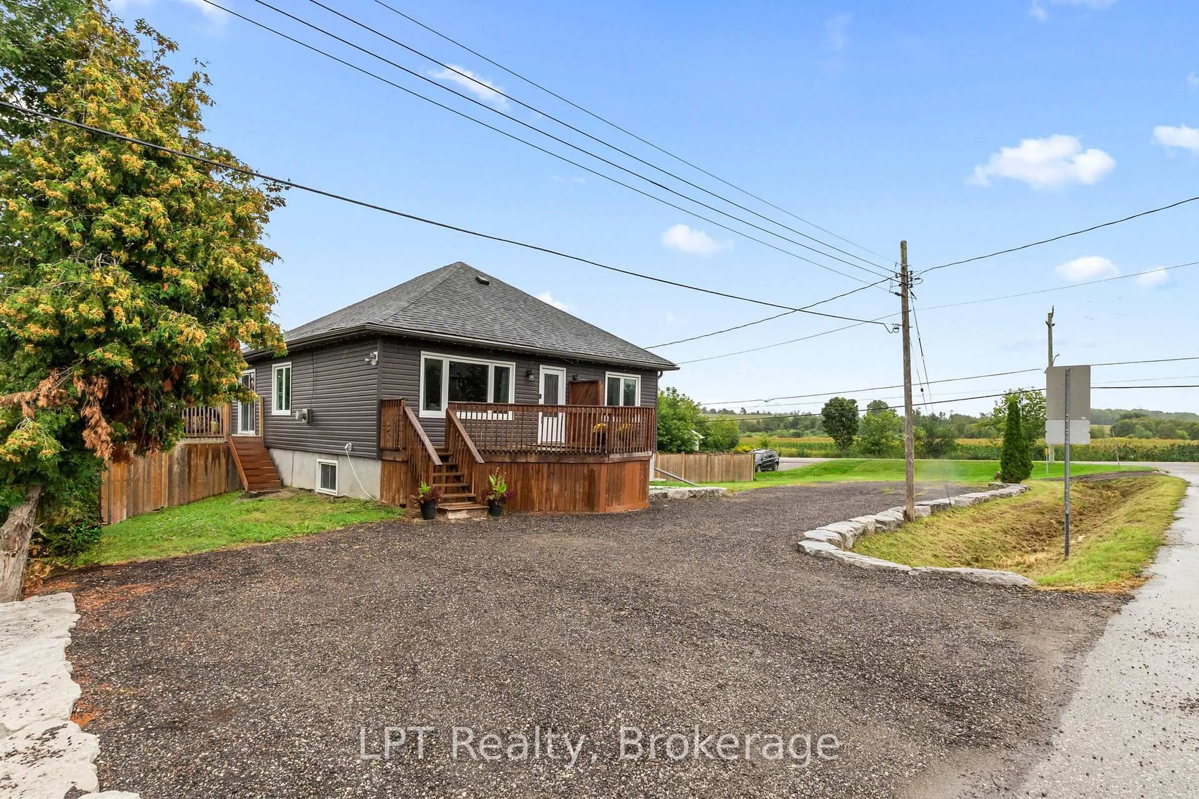A pic from outside/outdoor area/front of a property/back of a property/a pic from drone, water/lake/river/ocean view for 9 Lakeview Ave, Scugog Ontario L0B 1E0
