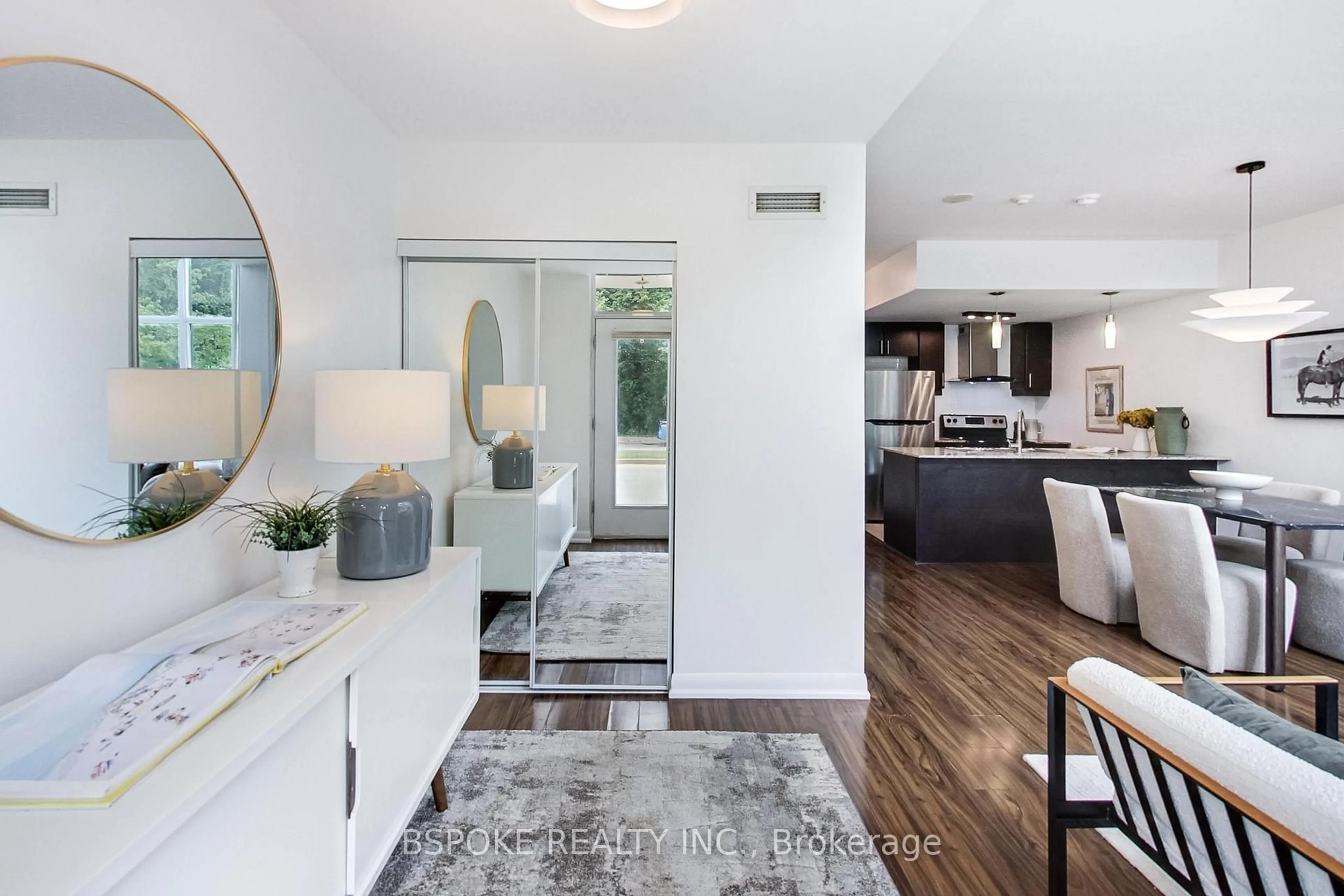 Indoor entryway for 186 Borough Dr, Toronto Ontario M1P 0B5