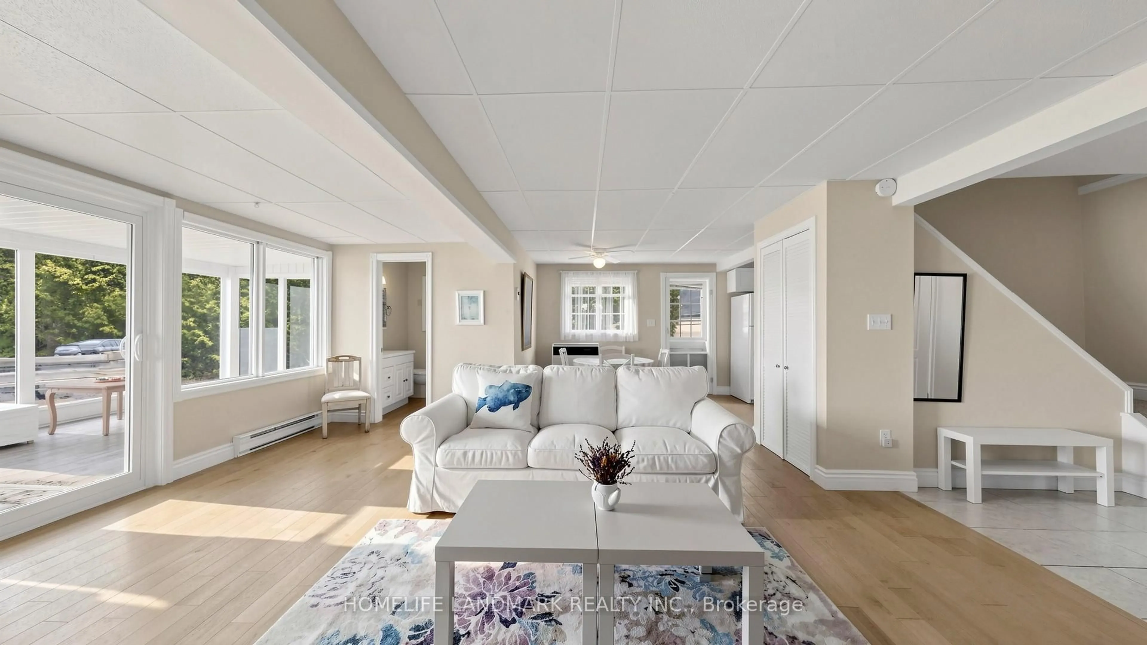 Living room with furniture, unknown for 148 Coleman Cres, Scugog Ontario L0B 1K0