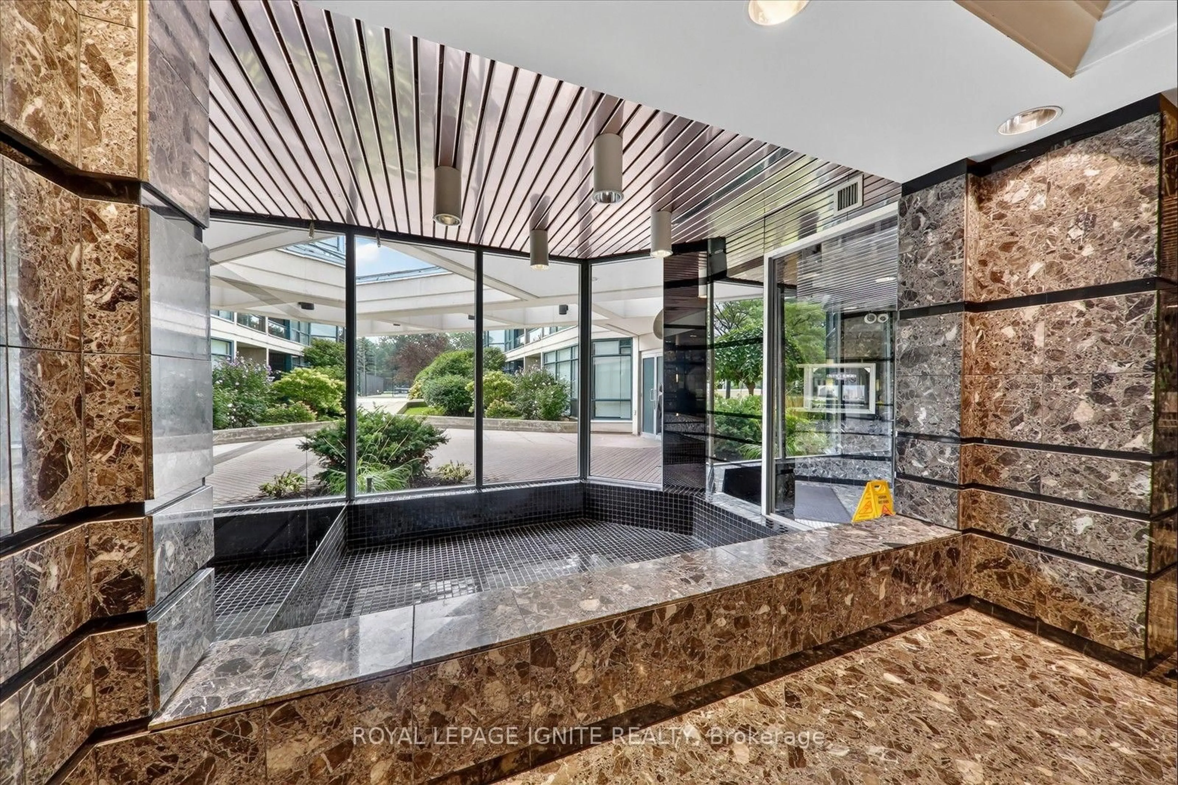 Lobby for 4725 Sheppard Ave #809, Toronto Ontario M1S 5B2