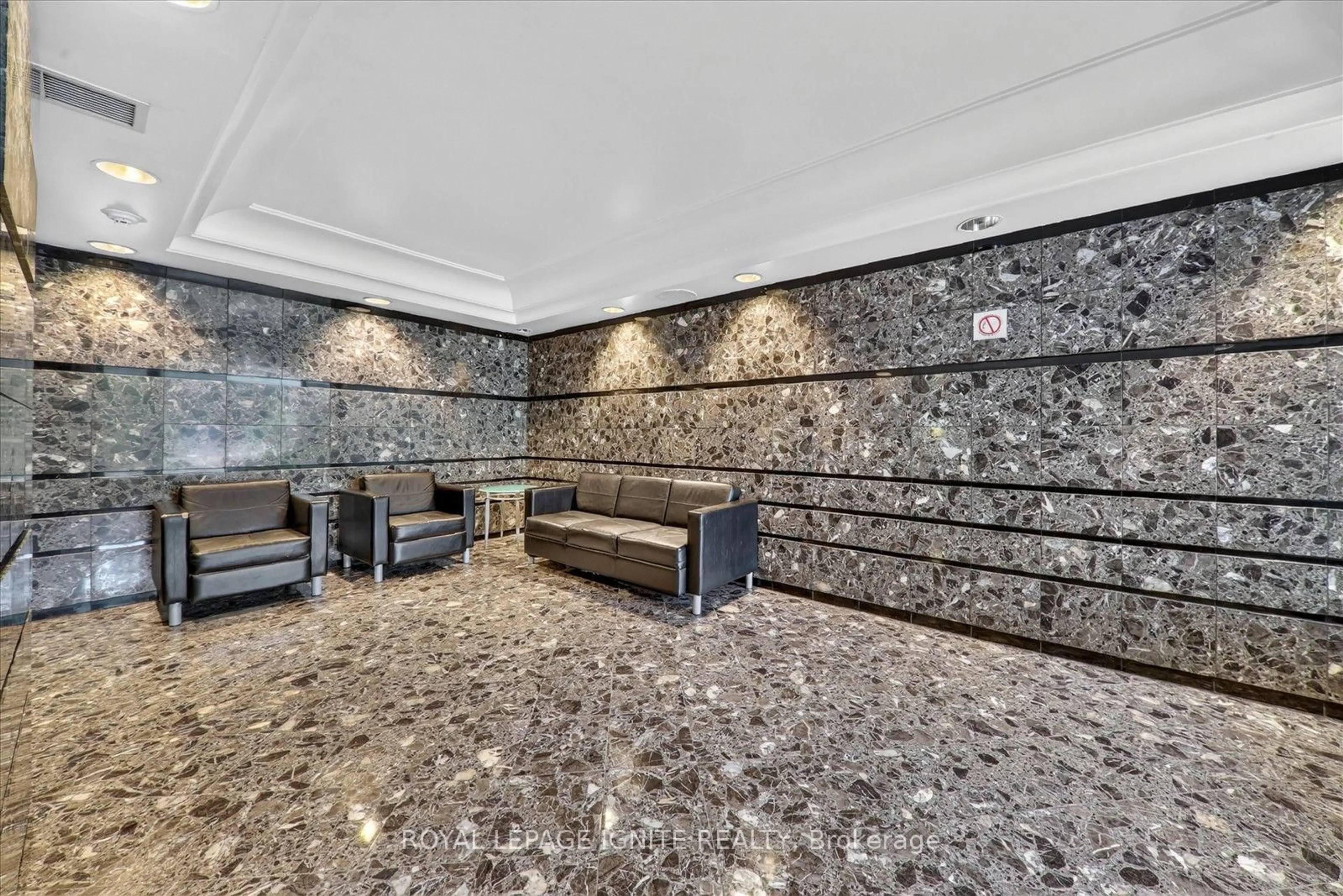 Lobby for 4725 Sheppard Ave #809, Toronto Ontario M1S 5B2