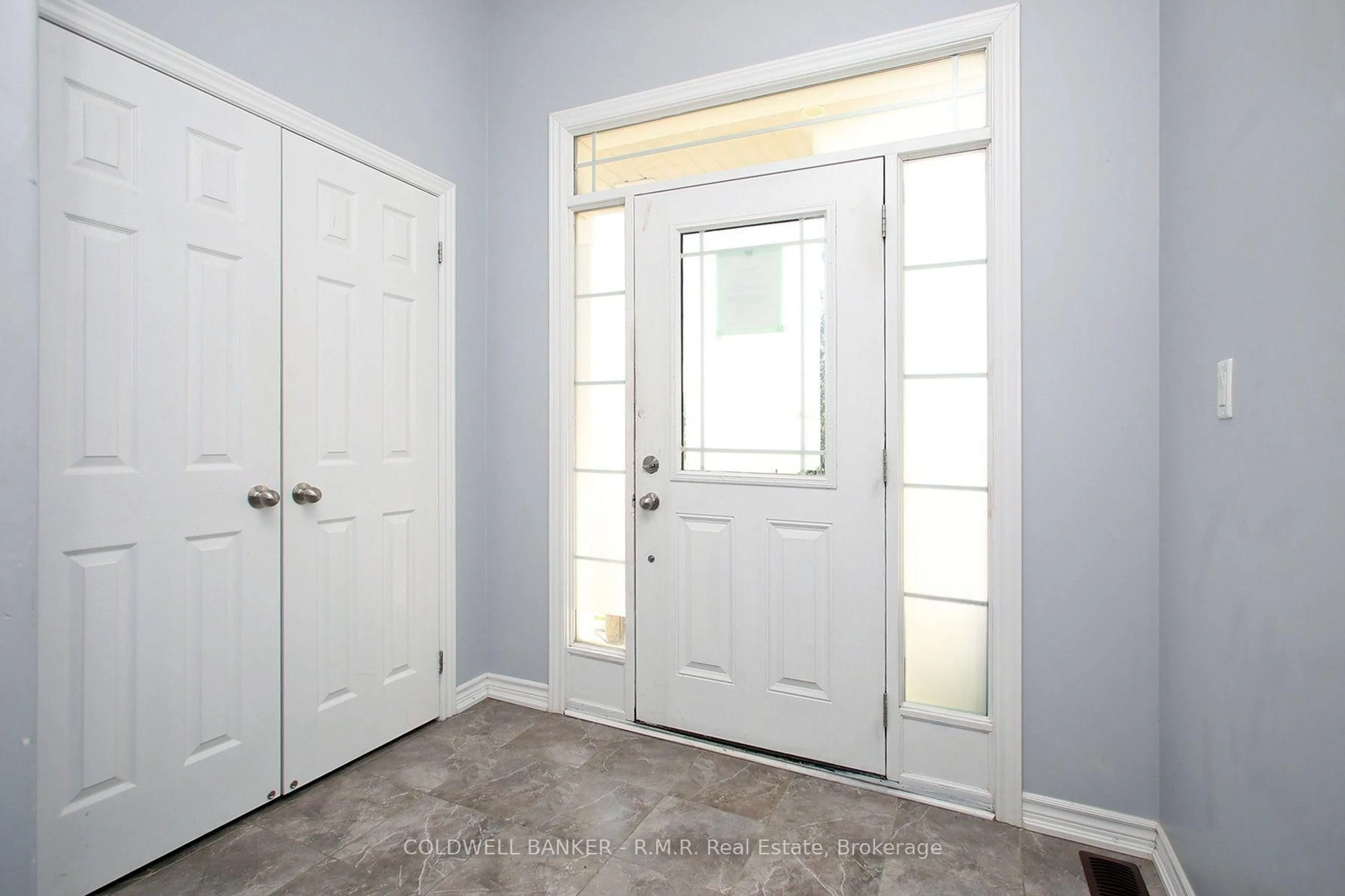 Indoor entryway for 30 Moses Cres, Clarington Ontario L1C 0T7