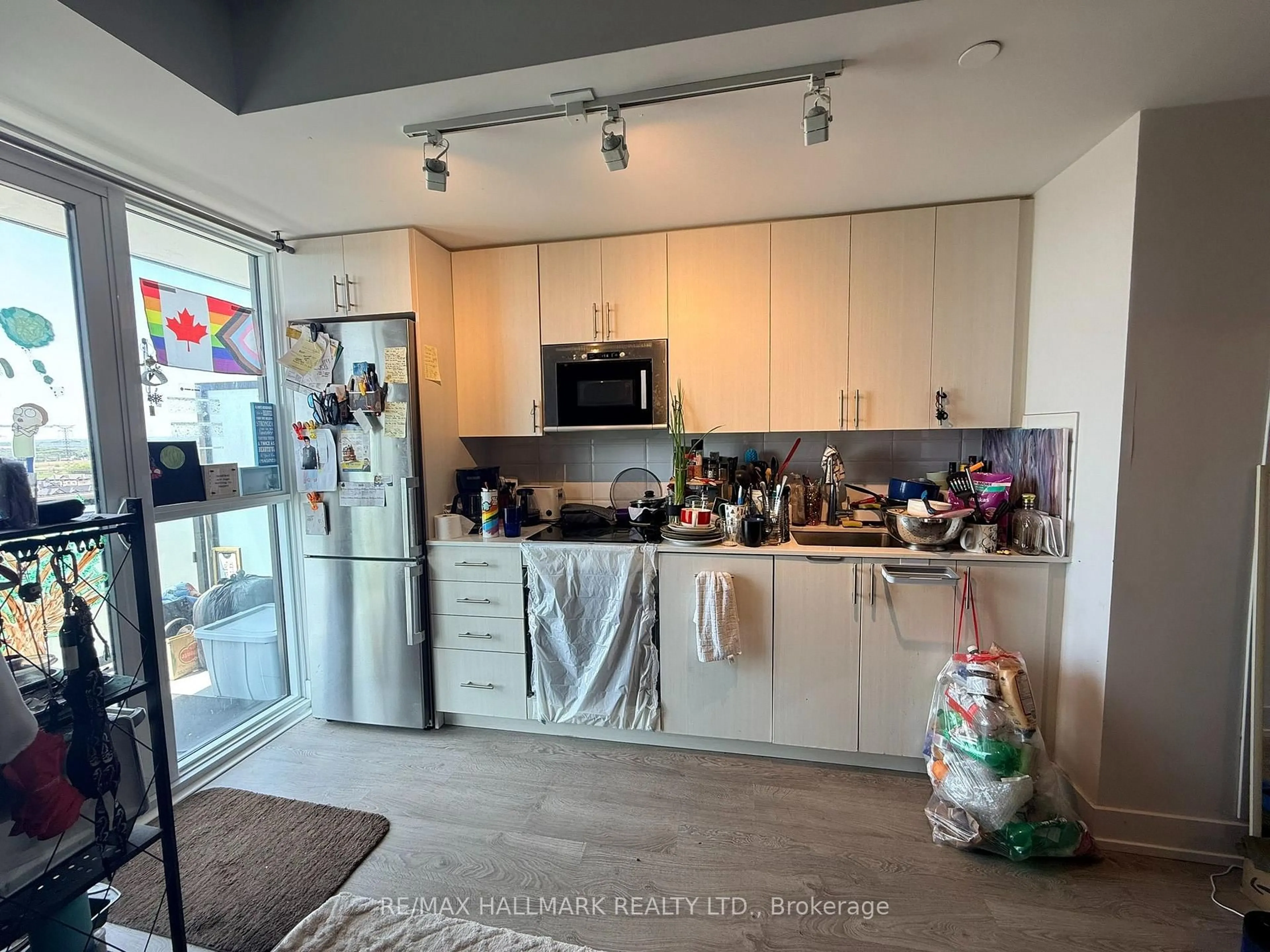 Unknown for 2550 Simcoe St #1501, Oshawa Ontario L1L 0R5