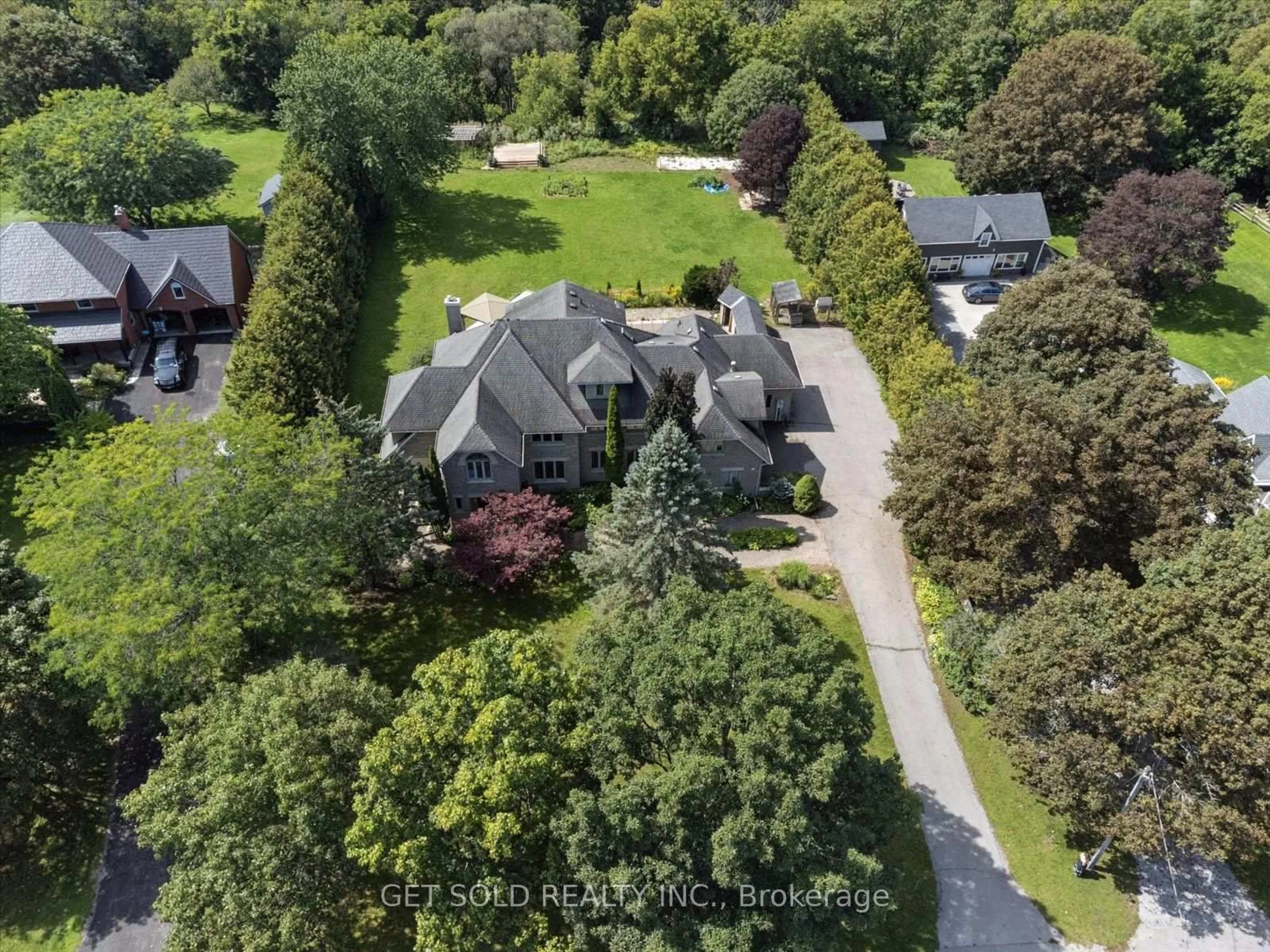 A pic from outside/outdoor area/front of a property/back of a property/a pic from drone, street for 3662 Old Scugog Rd, Clarington Ontario L1C 4J2