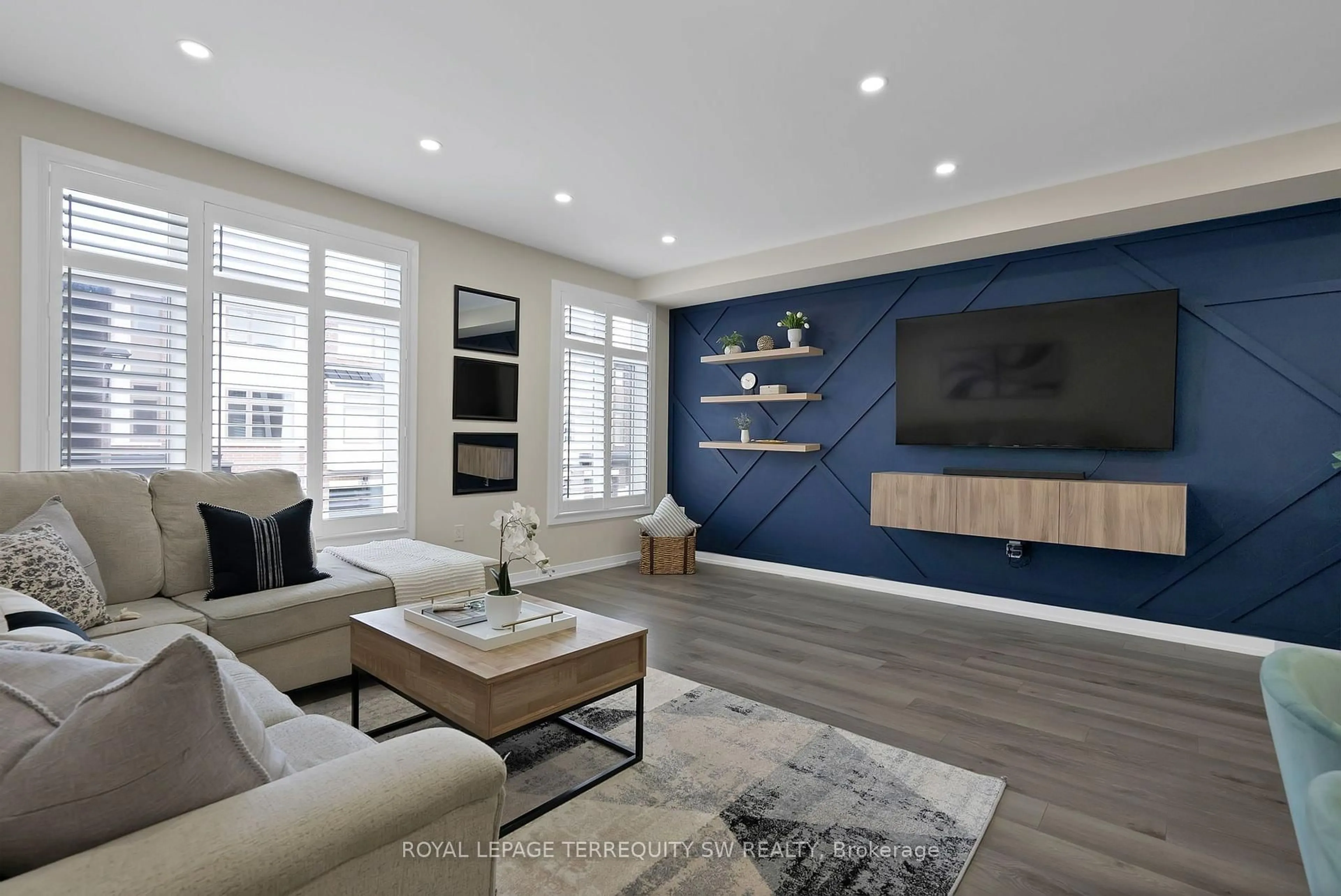 Living room with furniture, unknown for 250 Finch Ave #603, Pickering Ontario L1V 0G6