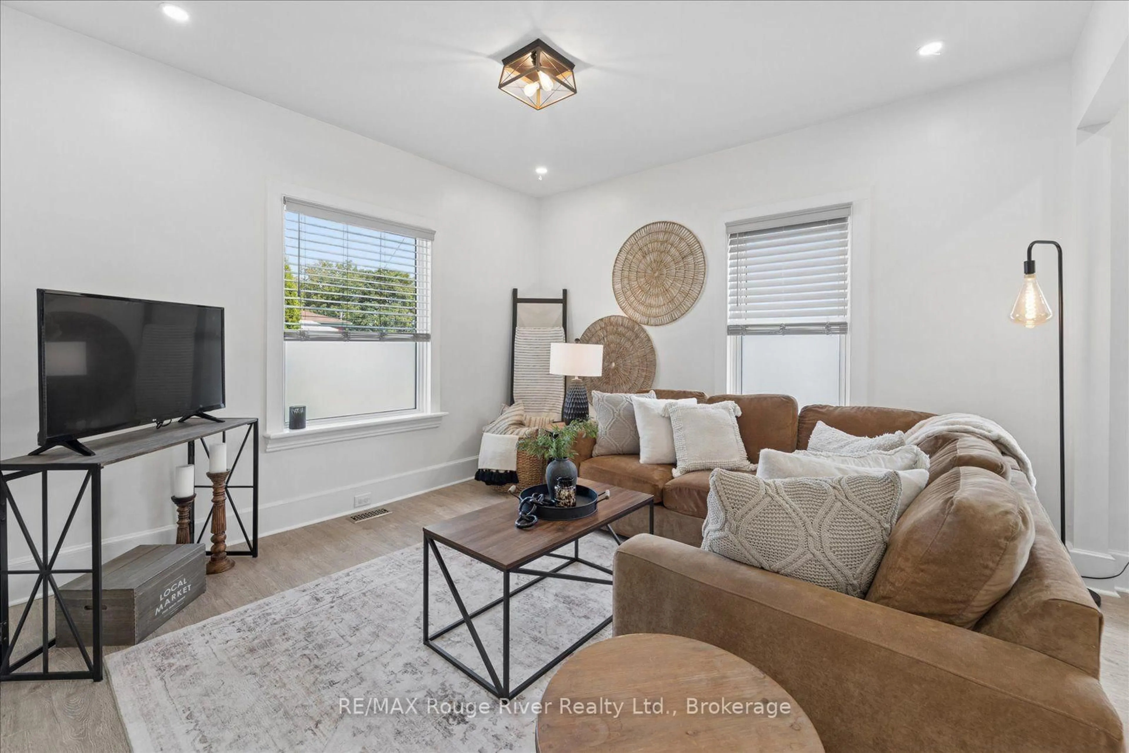 Living room with furniture, unknown for 65 Church St, Clarington Ontario L1C 1S8