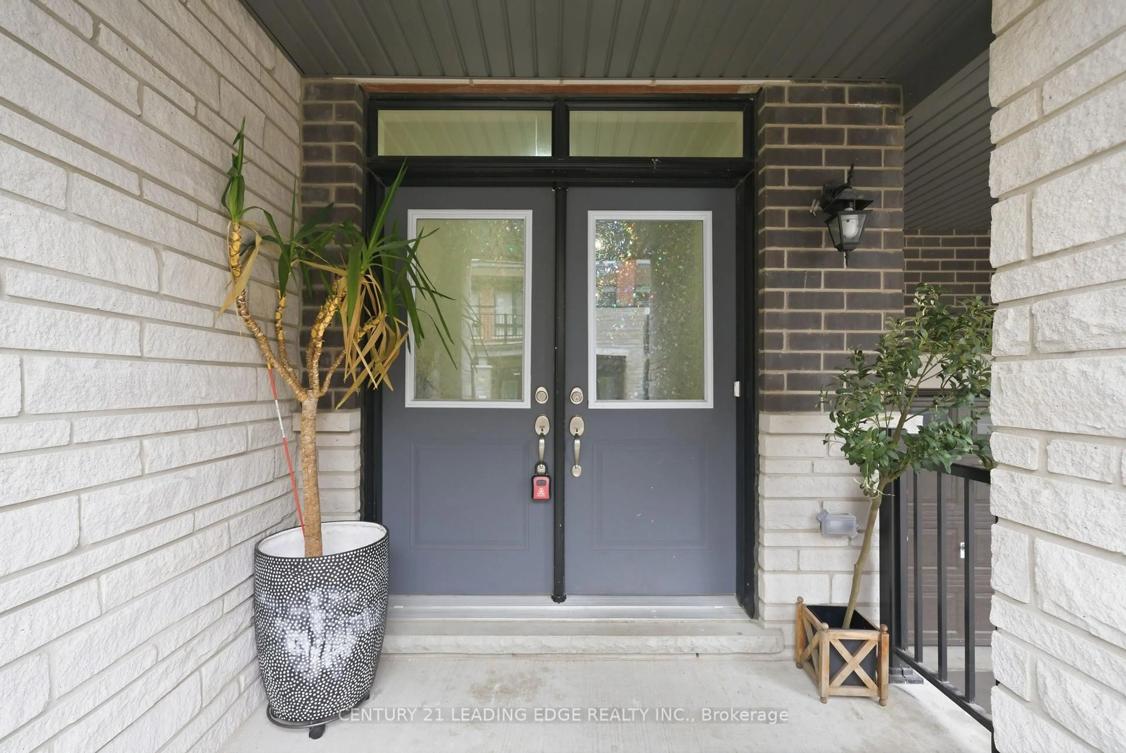 Indoor entryway for 12 Coppini Lane, Ajax Ontario L1S 0G9