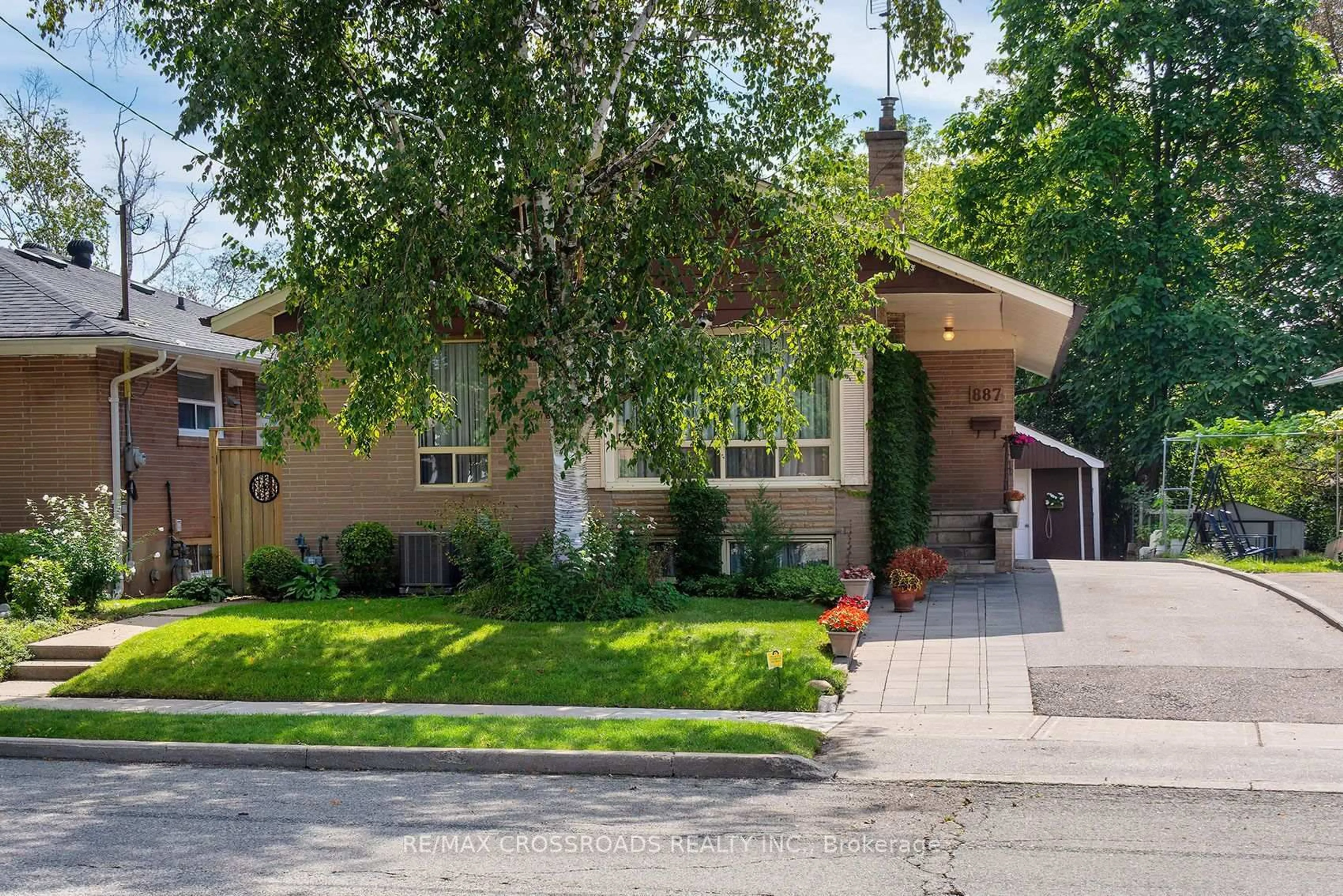 Home with brick exterior material, street for 887 Brimorton Dr, Toronto Ontario M1G 2T8