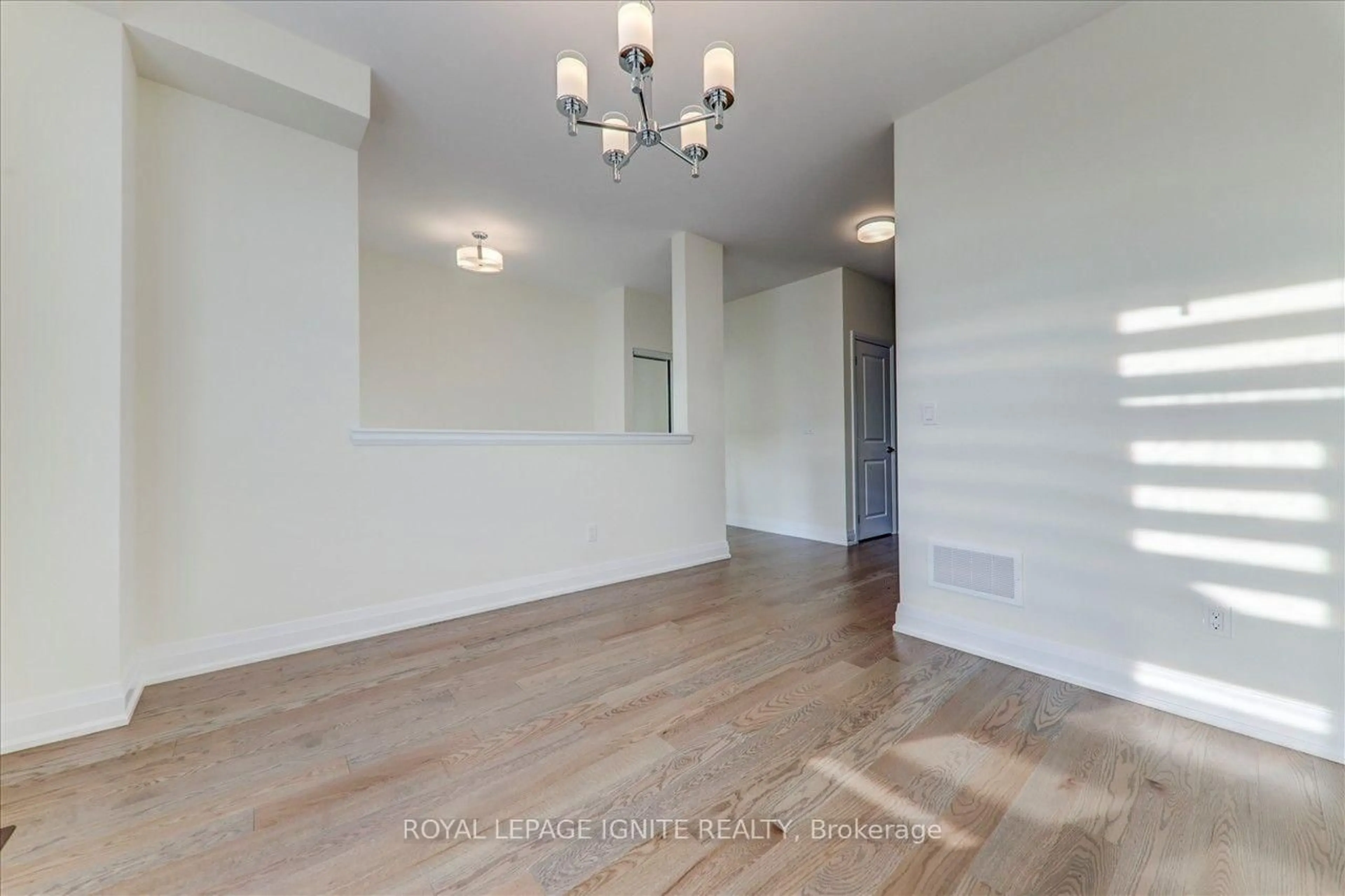 A pic of a room for 2815 Albatross Way, Pickering Ontario L1X 0P6