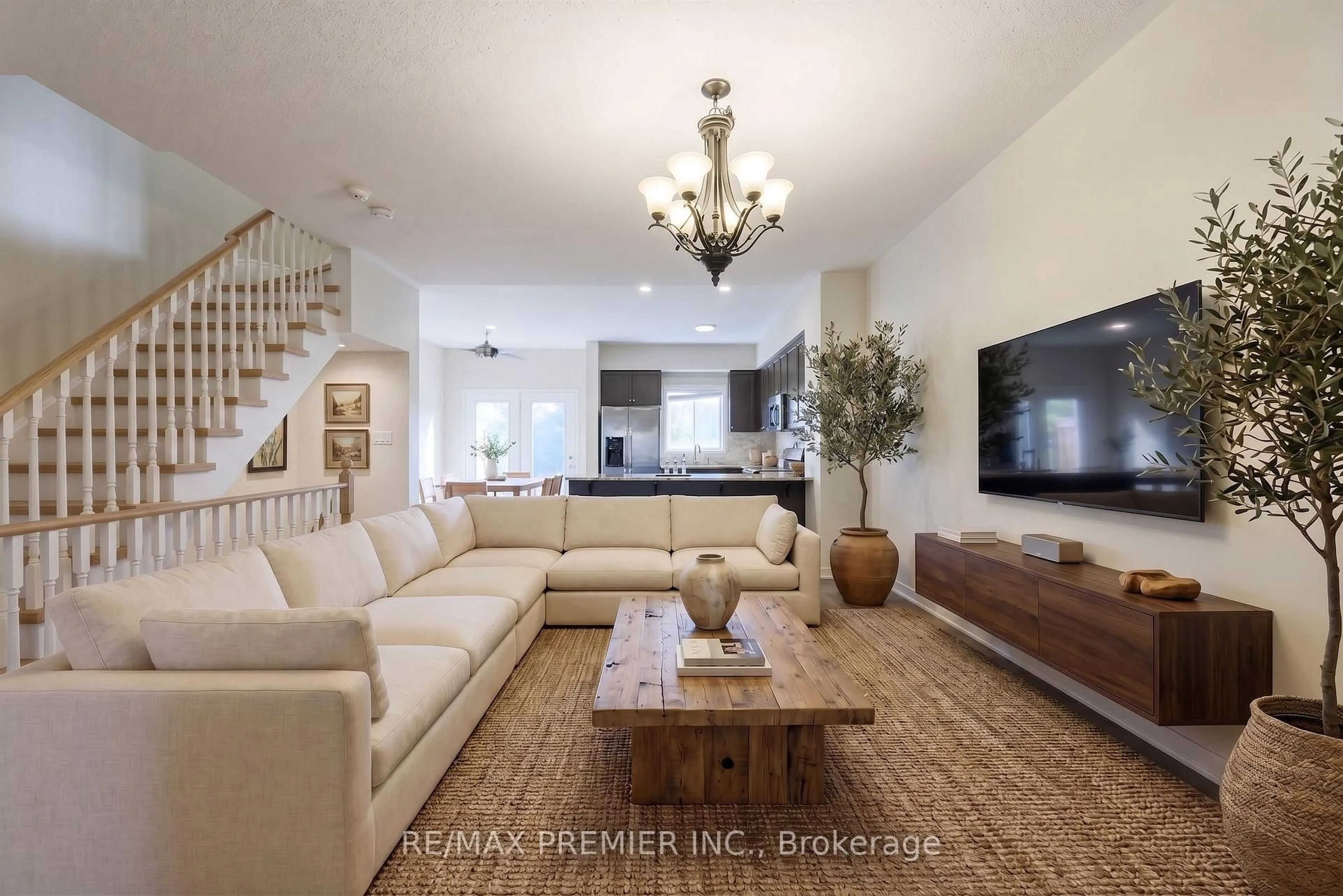 Living room with furniture, unknown for 95 John Bell Cres, Toronto Ontario M1L 0G5