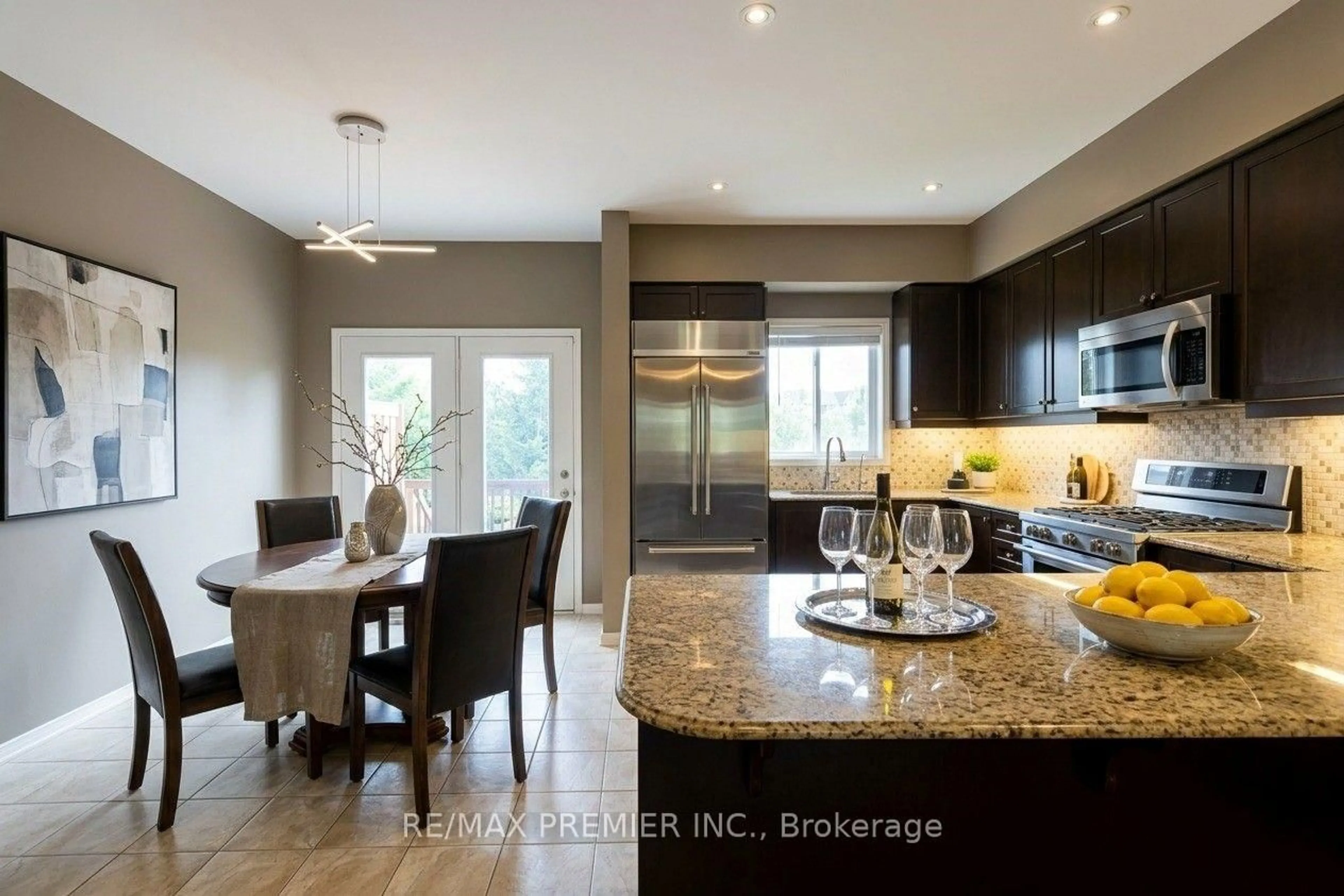 Open concept kitchen, ceramic/tile floor for 95 John Bell Cres, Toronto Ontario M1L 0G5