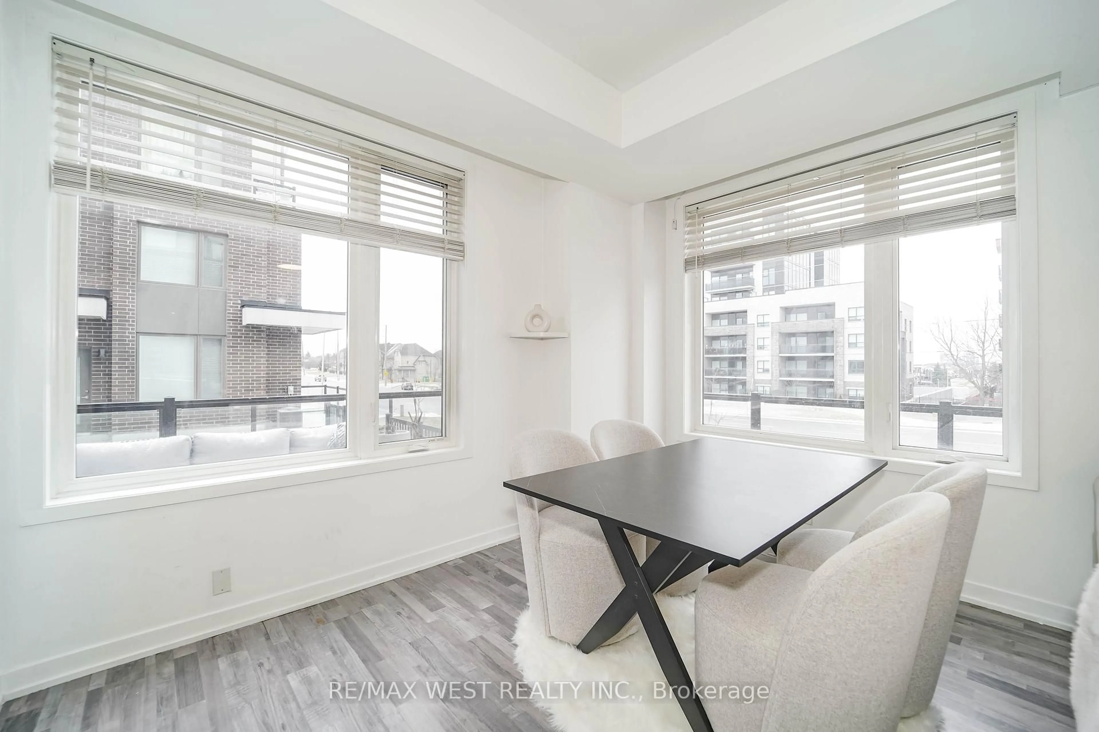 A pic of a room for 1460 Whites Rd #211, Pickering Ontario L1V 0E8