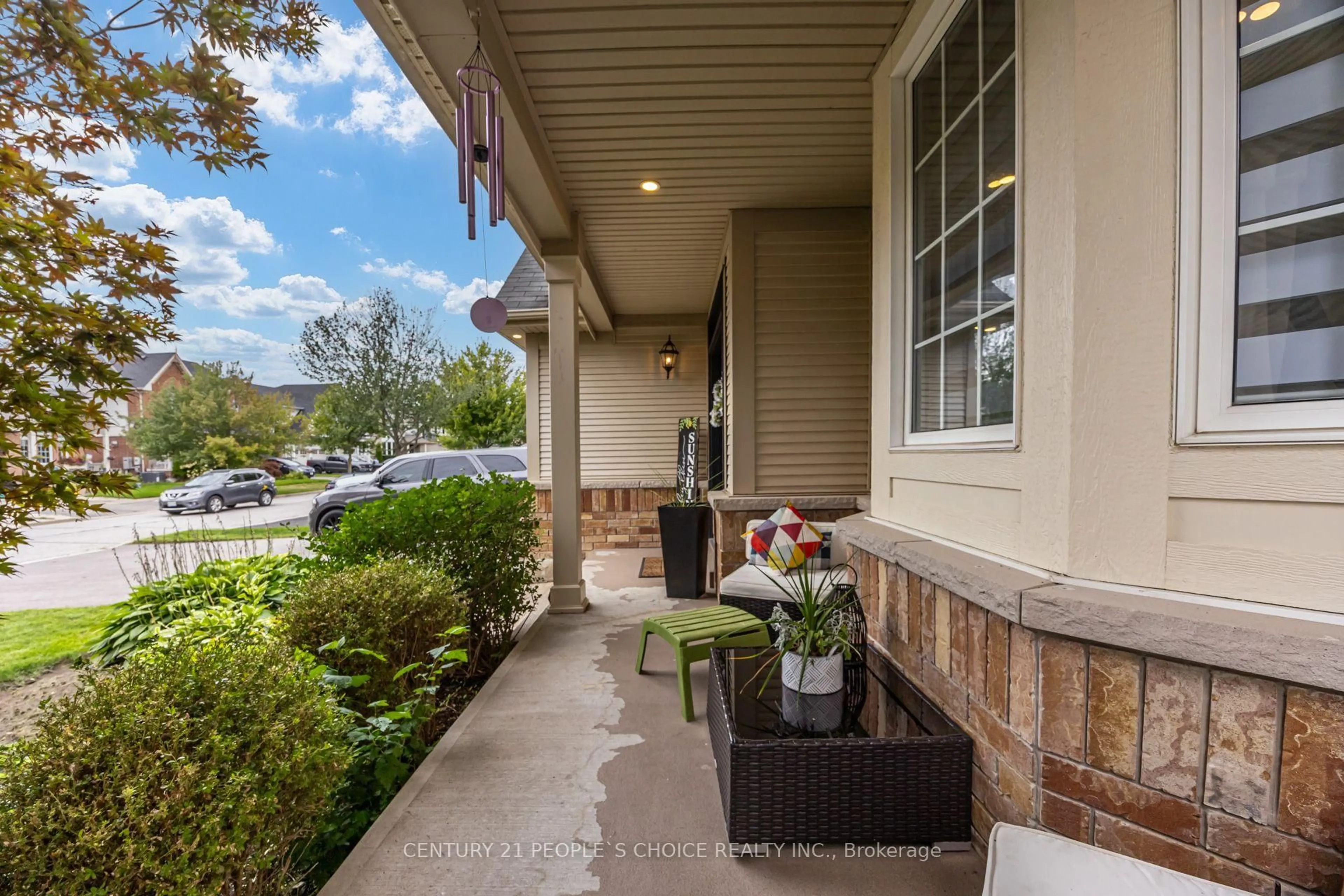 Patio, street for 43 Jennings Dr, Clarington Ontario L1C 0C2