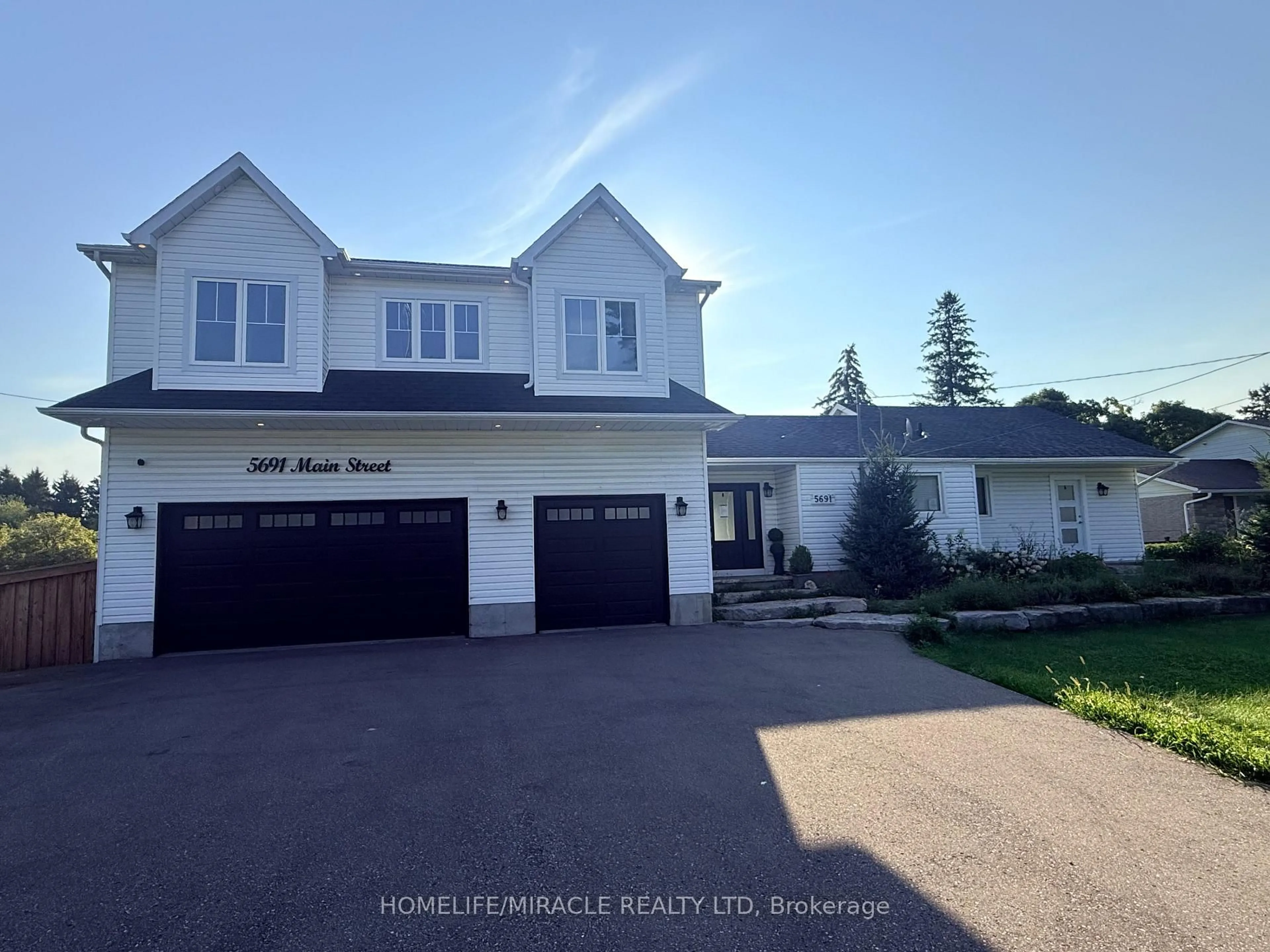 Unknown for 5691 Main St, Clarington Ontario L0B 1M0