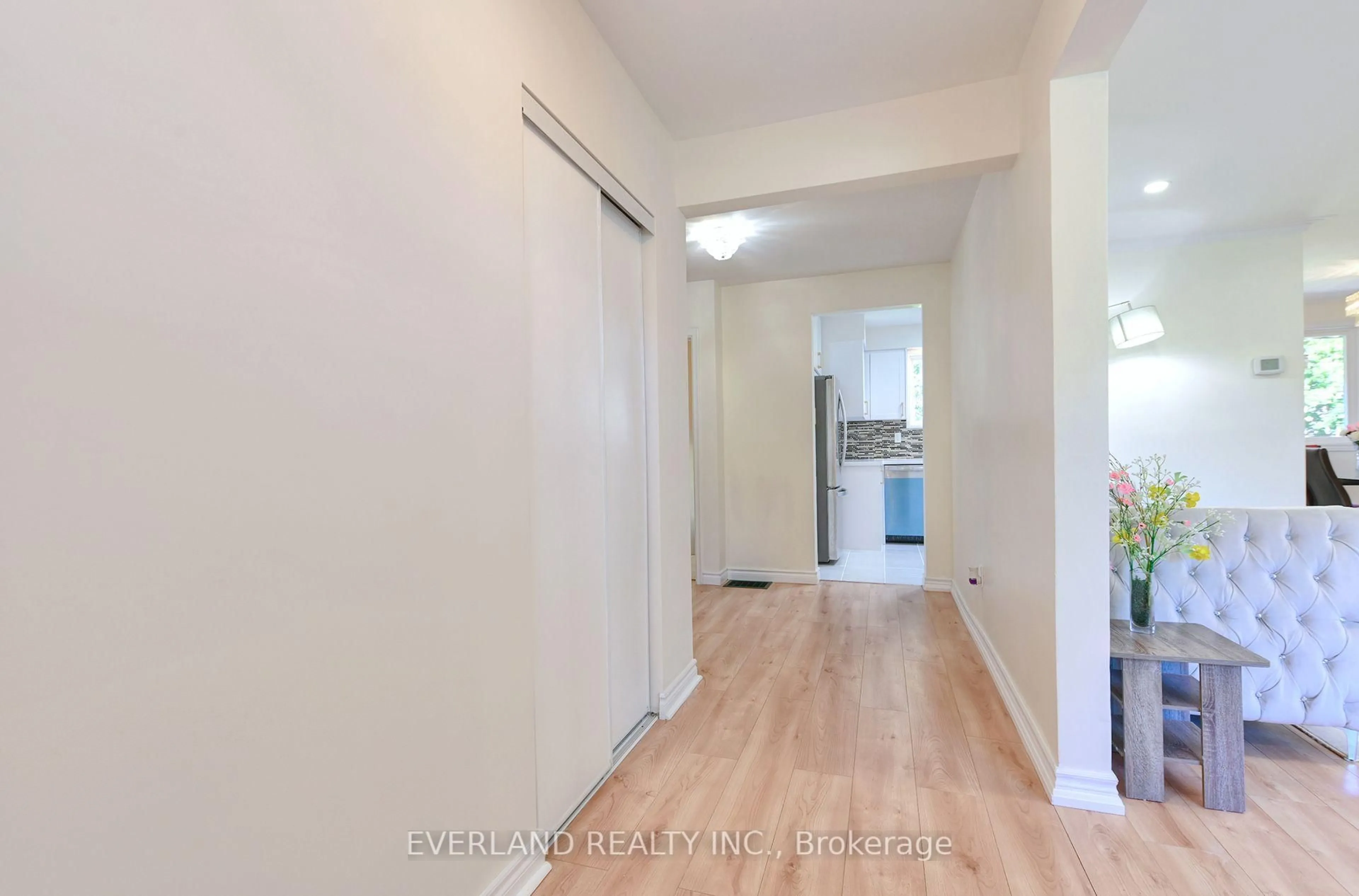 A pic of a room for 52 Fairglen Ave, Toronto Ontario M1T 1G7