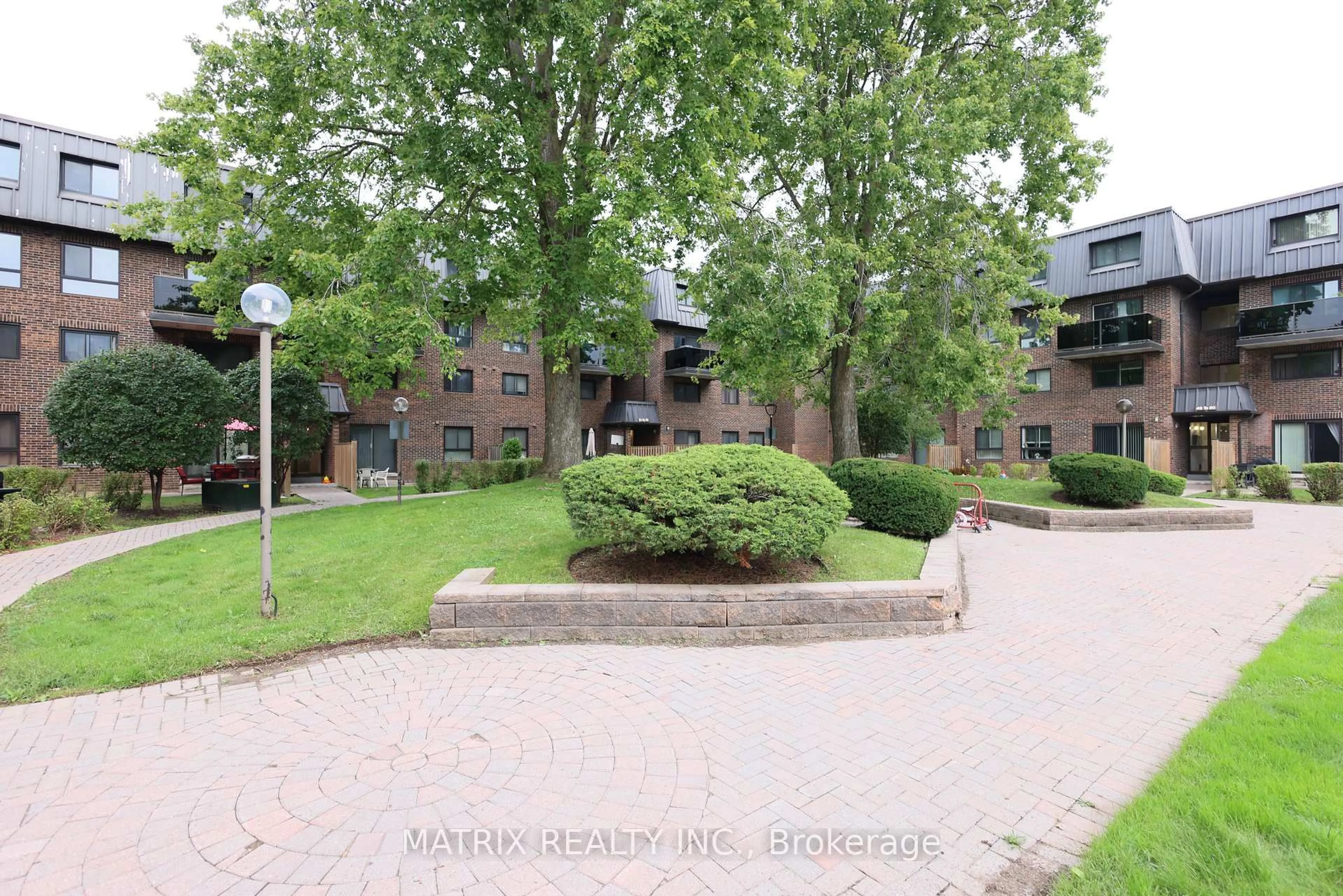 Unknown for 53 Taunton Rd #81, Oshawa Ontario L1G 3T6
