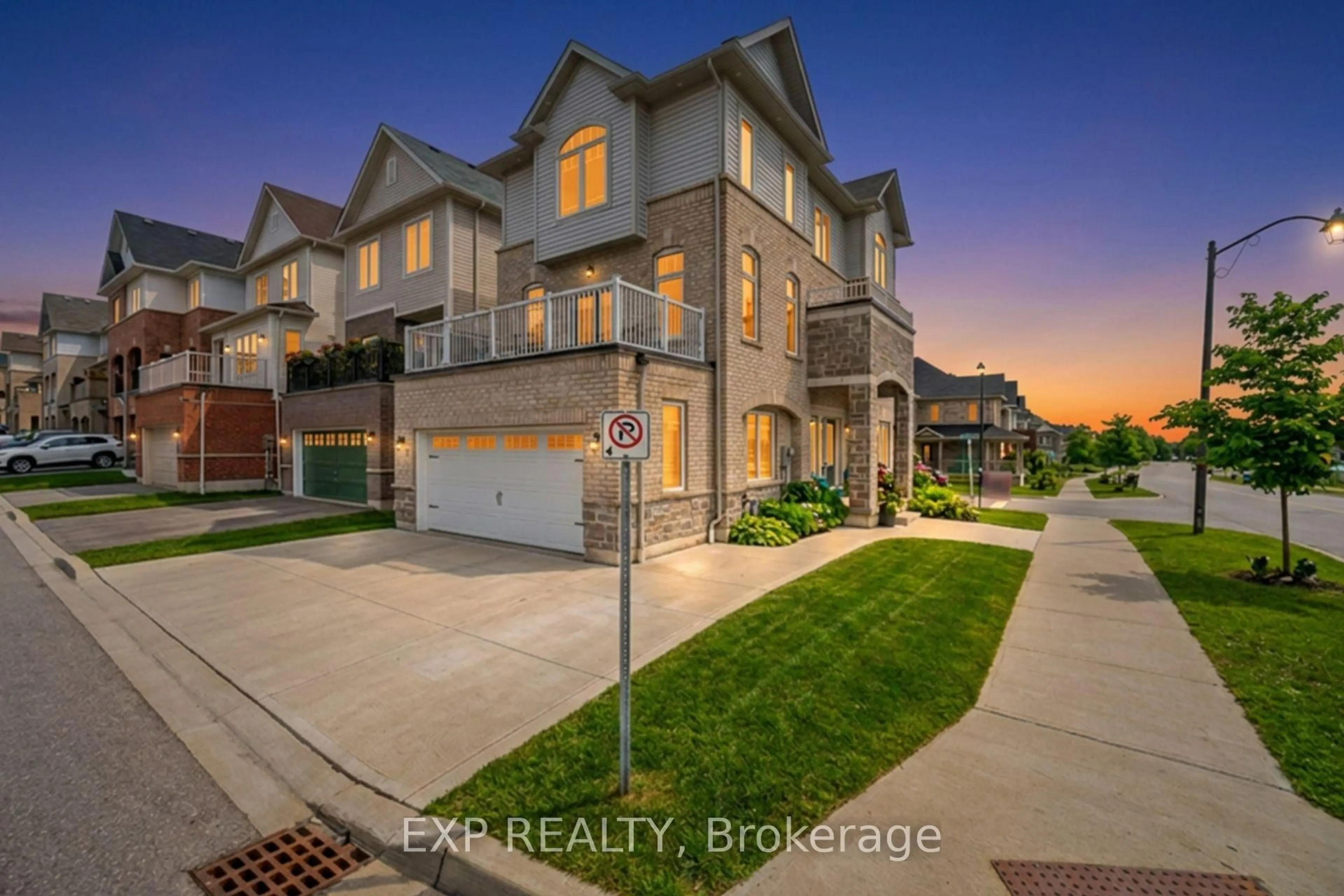 A pic from outside/outdoor area/front of a property/back of a property/a pic from drone, street for 2 Camilleri Rd, Ajax Ontario L1Z 0T2