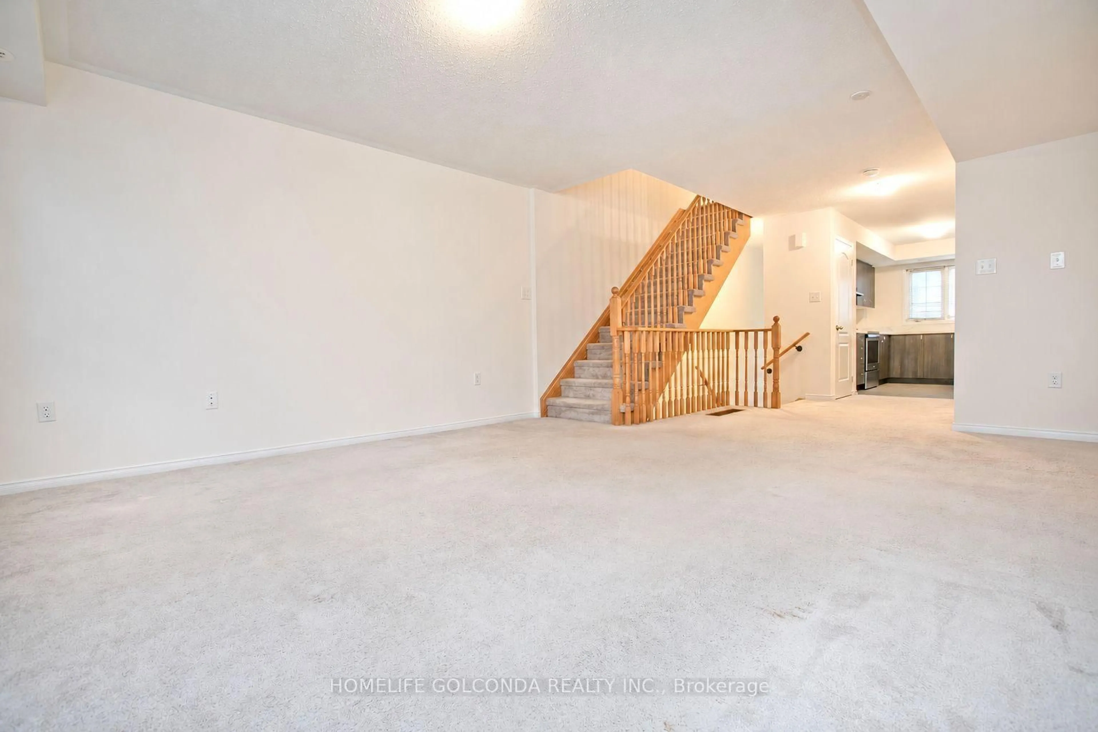 Unknown for 2706 Deputy Minister Path, Oshawa Ontario L1L 0M7
