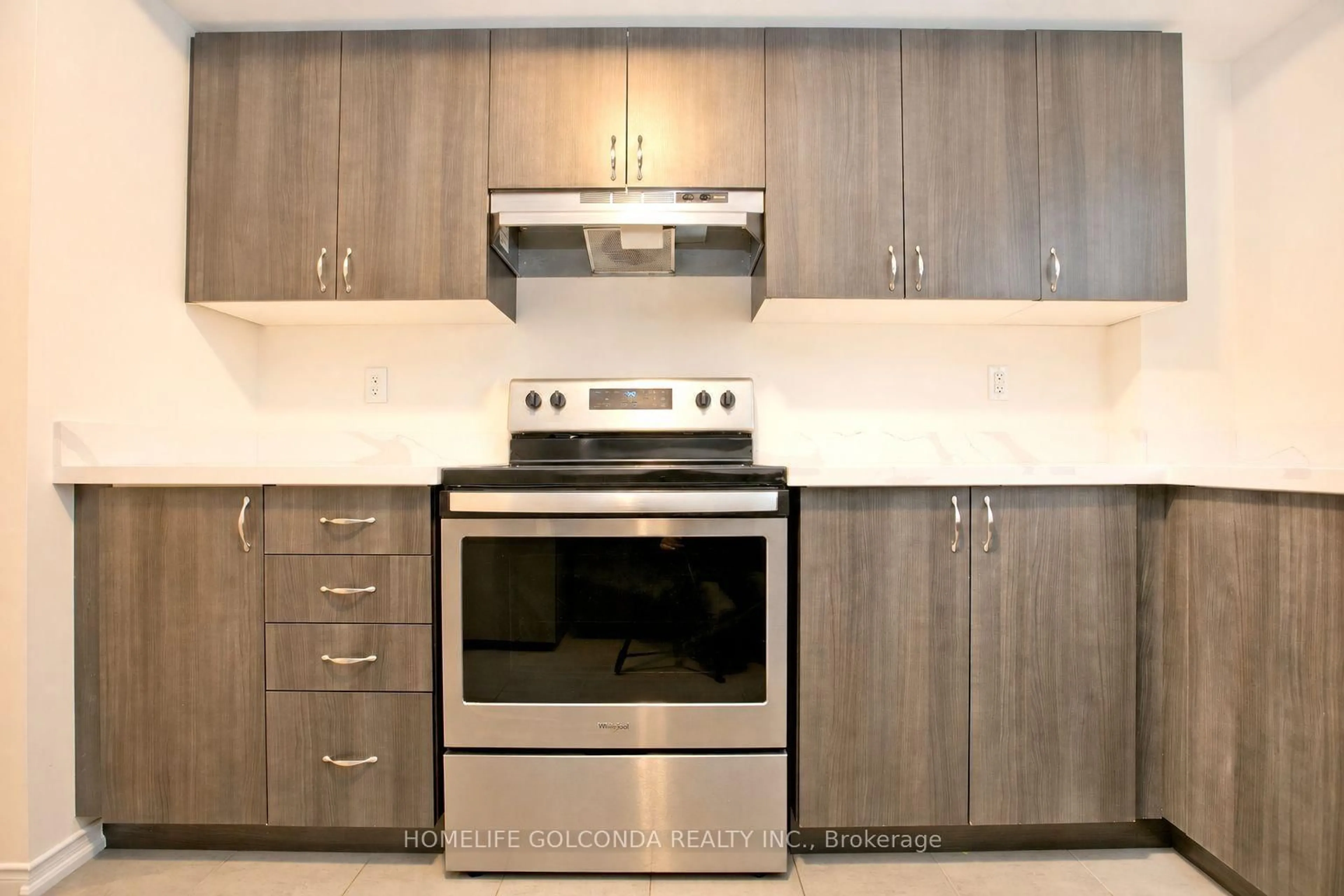 Standard kitchen, unknown for 2706 Deputy Minister Path, Oshawa Ontario L1L 0M7