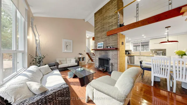 23 Benleigh Dr, Toronto 5
