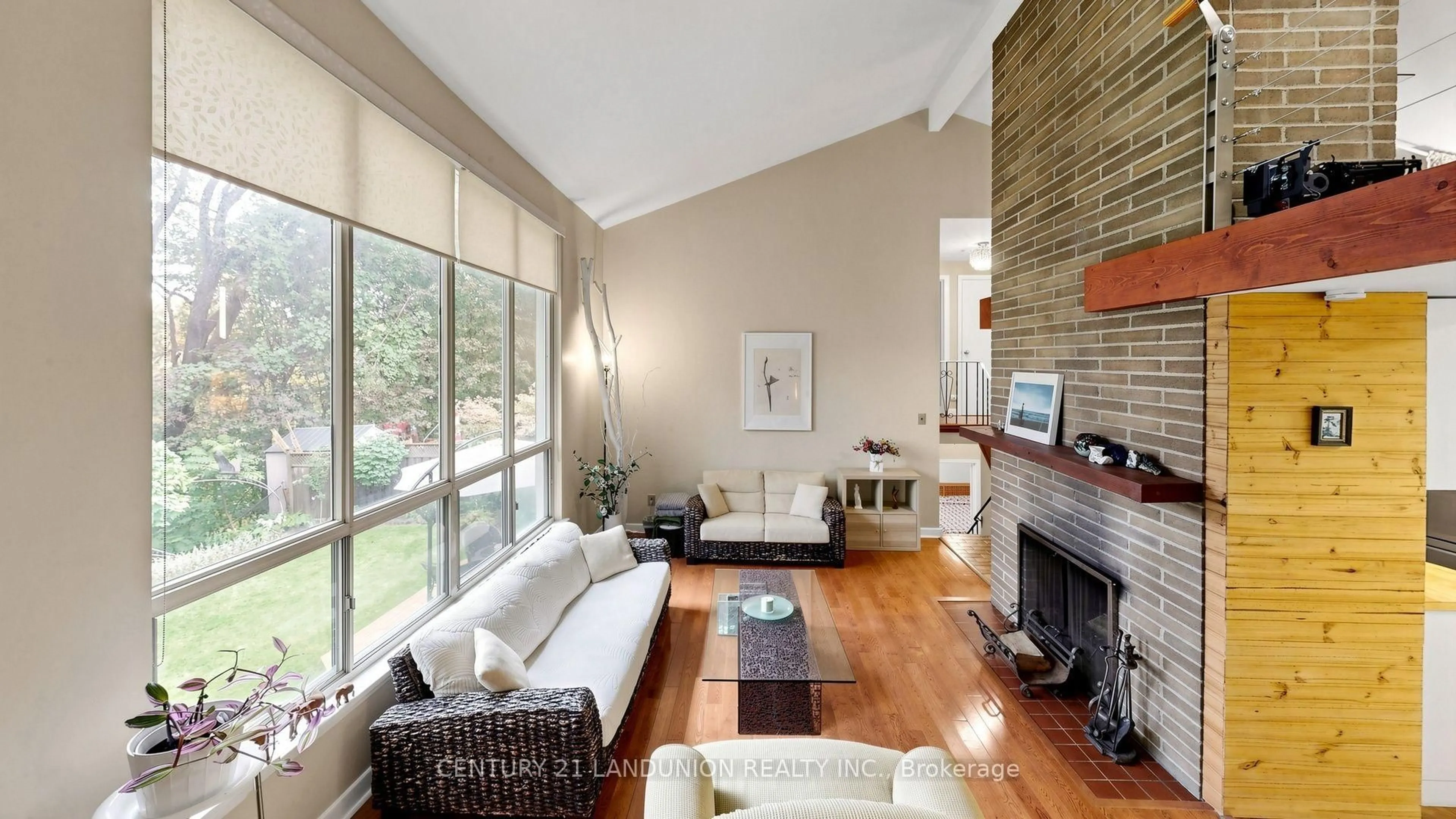 Living room with furniture, unknown for 23 Benleigh Dr, Toronto Ontario M1H 1J1