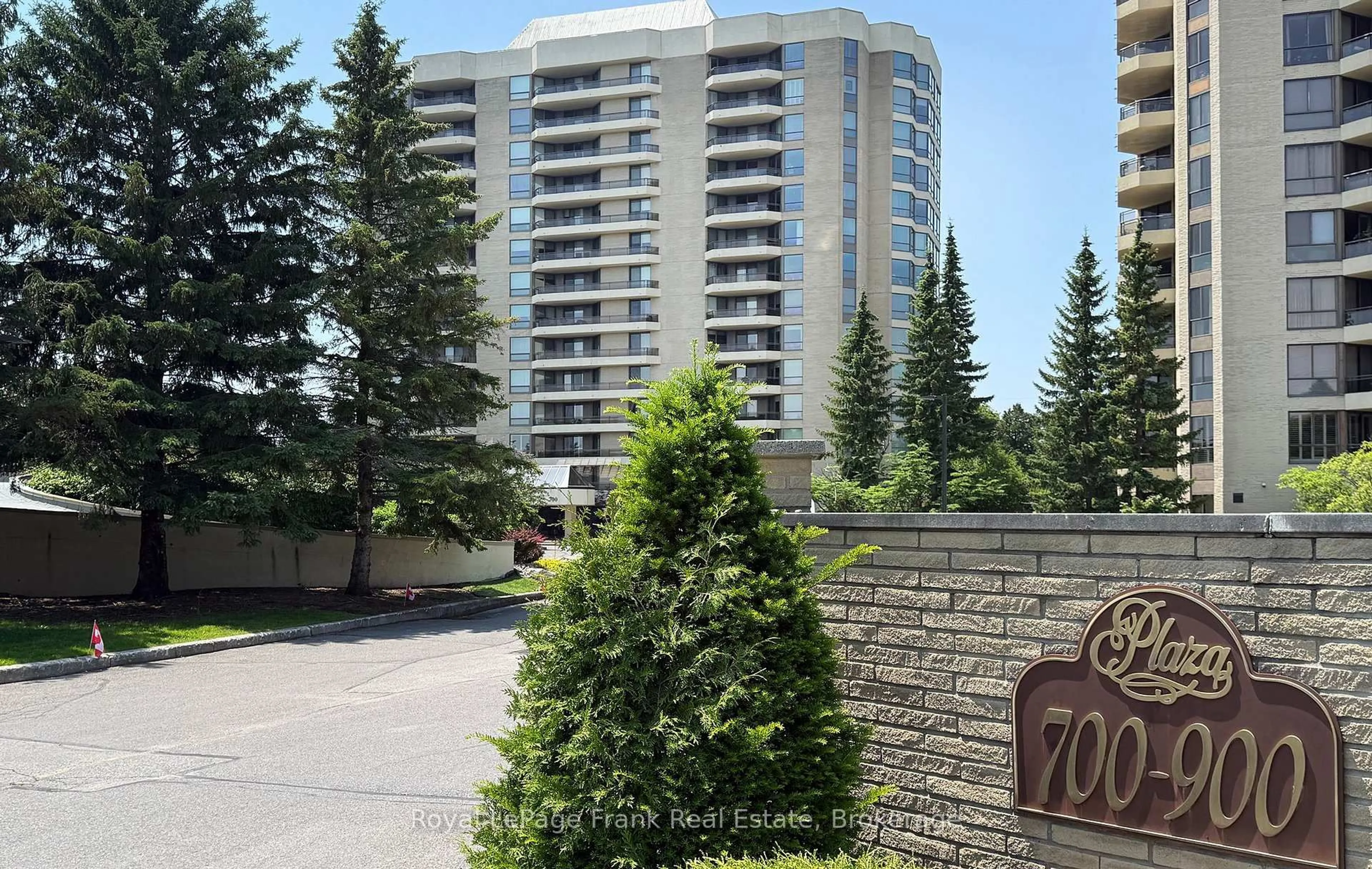 Unknown for 700 Wilson Rd #503, Oshawa Ontario L1G 7T5