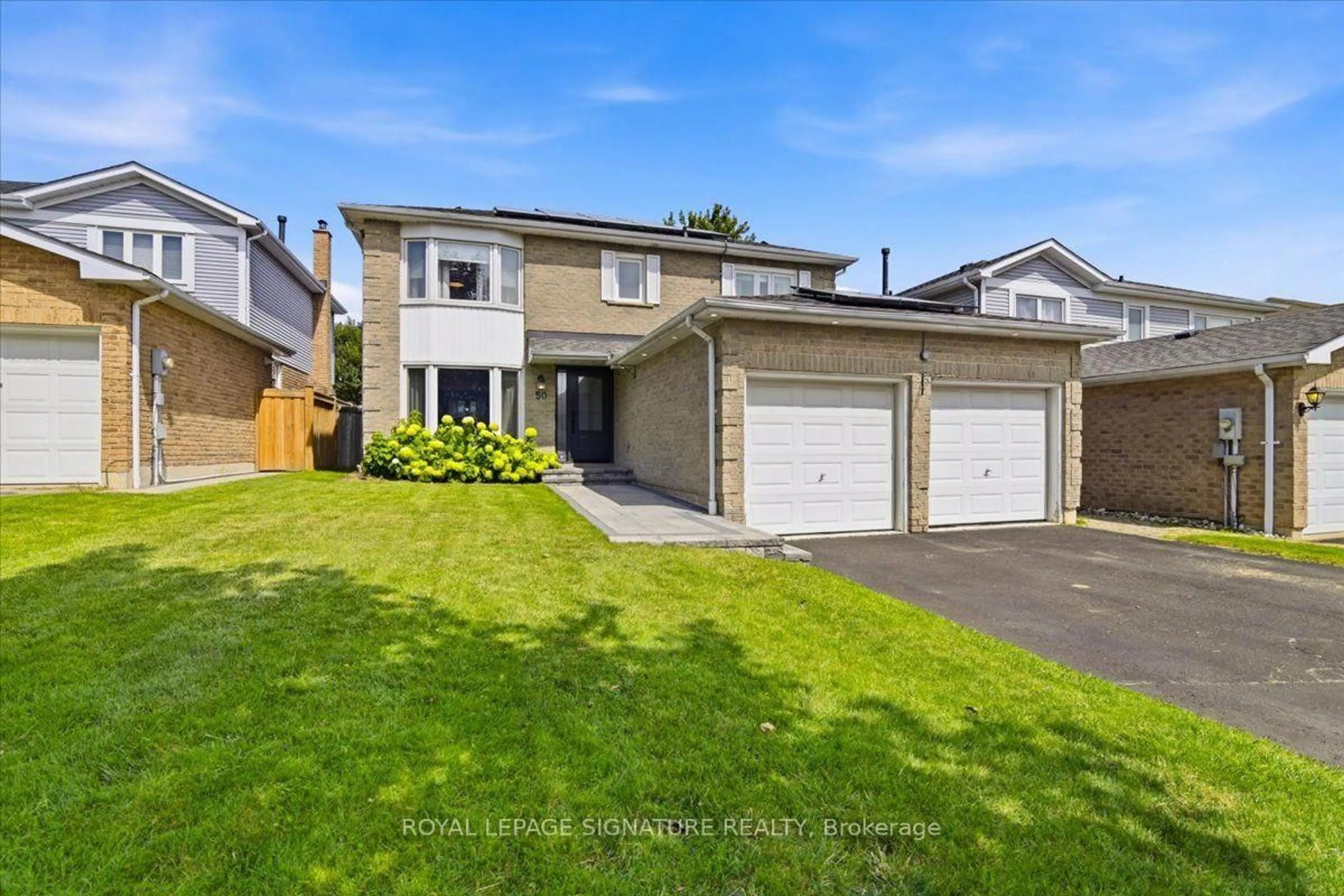 Home with vinyl exterior material, street for 50 Lumsden Cres, Whitby Ontario L1R 1G5
