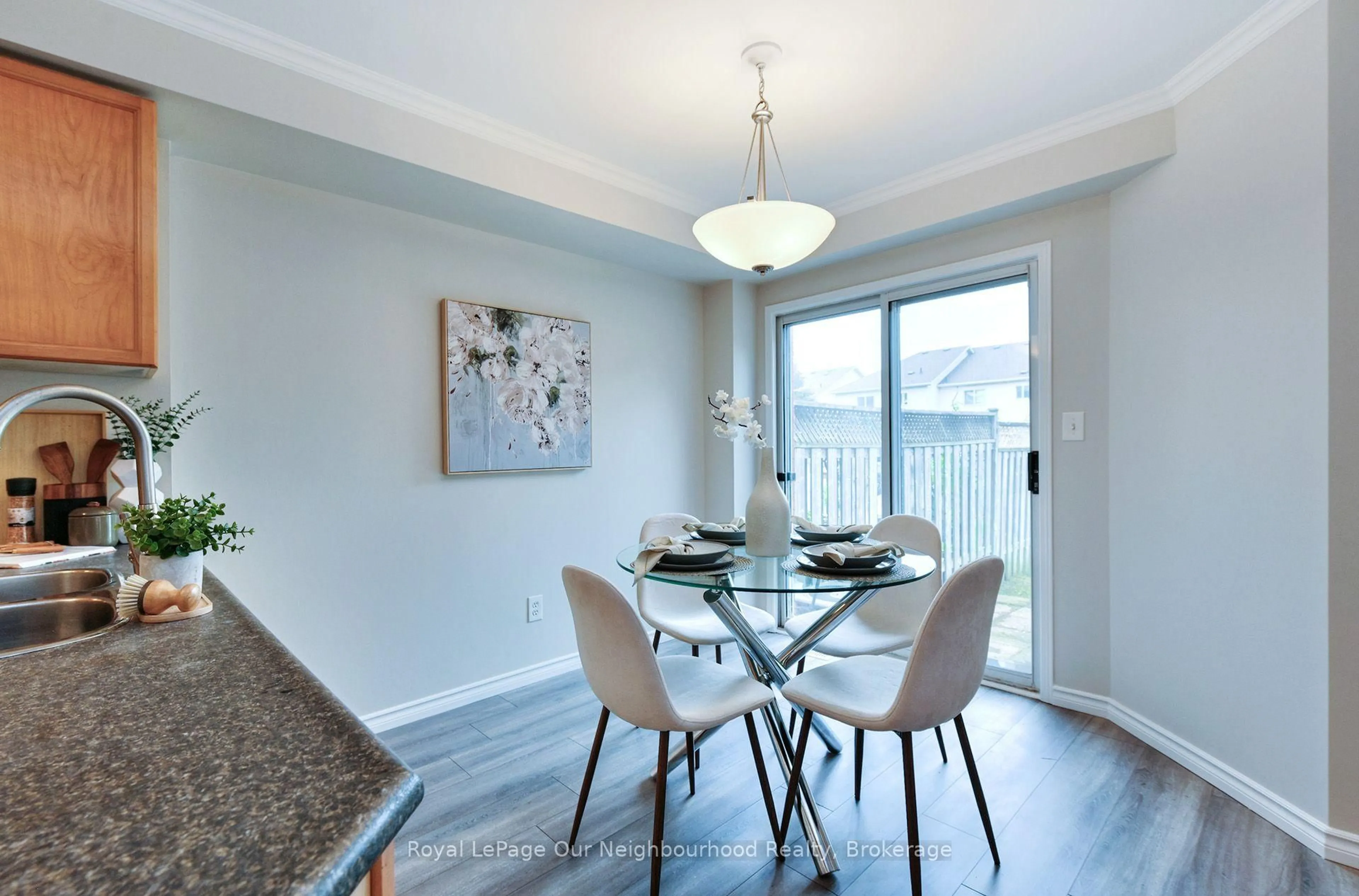 Dining room, wood/laminate floor for 38 Wilkins Cres, Clarington Ontario L1E 3B8