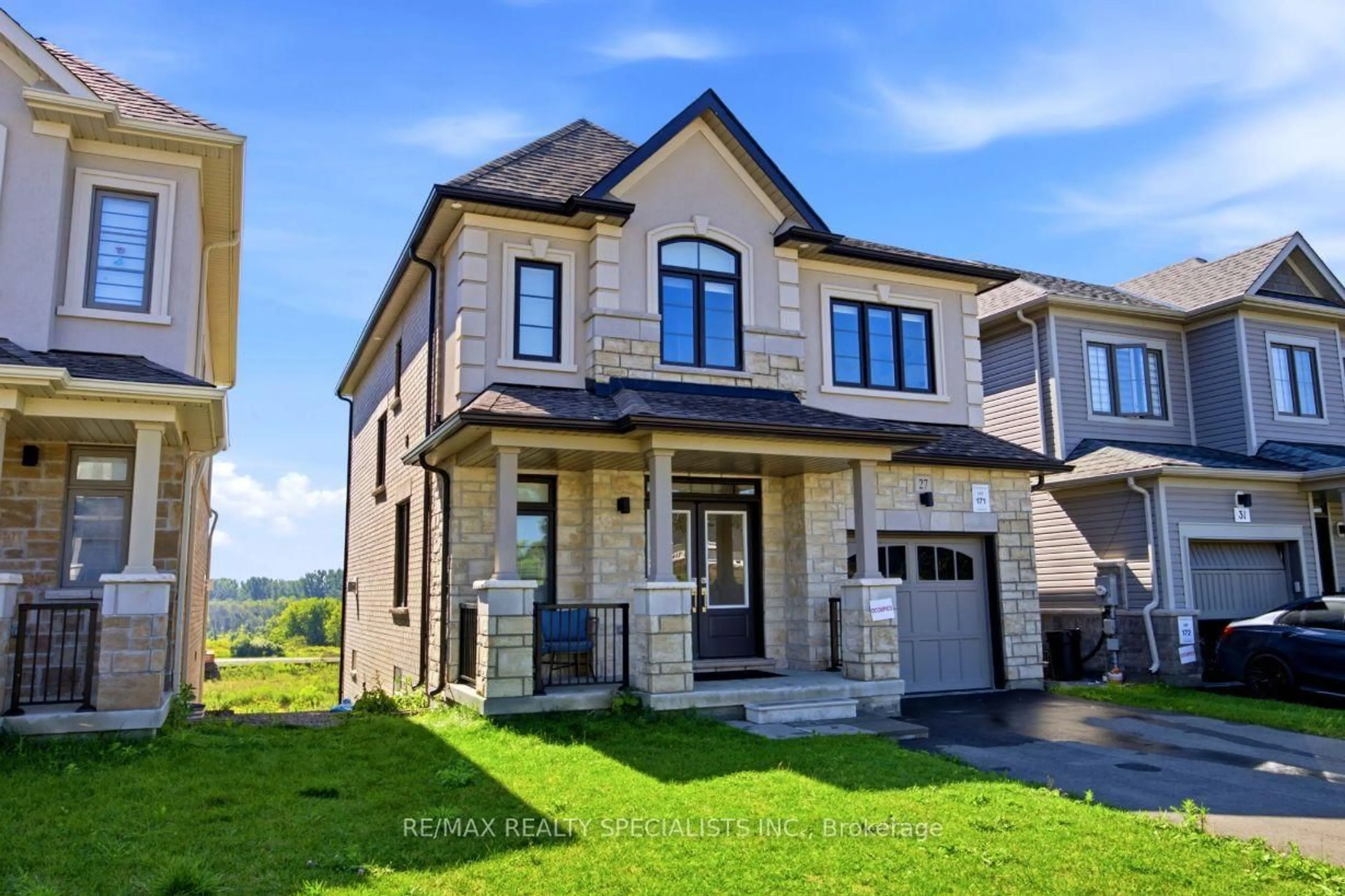 Home with brick exterior material, street for 27 Salmon Cres, Clarington Ontario L1B 1L9