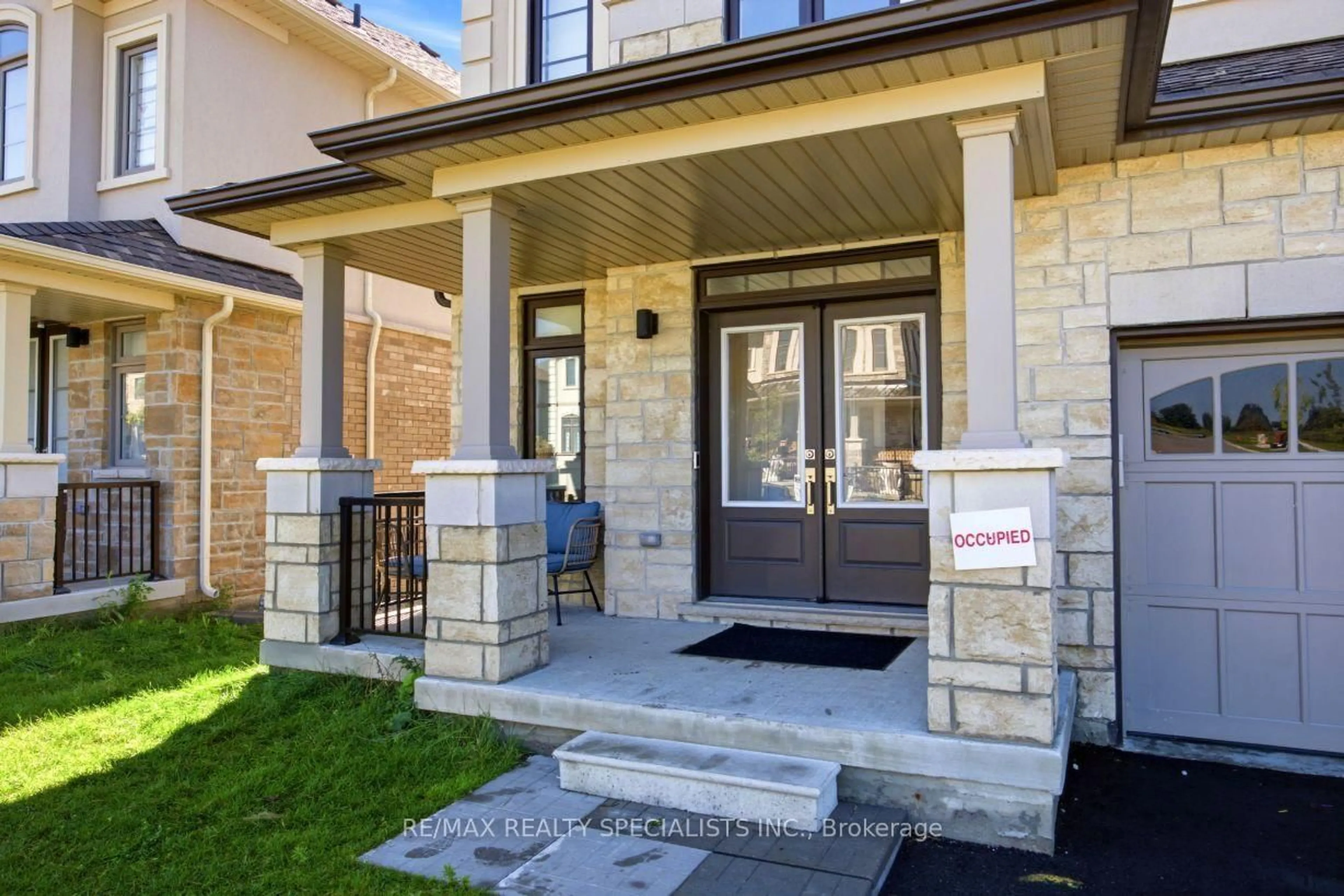 Unknown for 27 Salmon Cres, Clarington Ontario L1B 1L9
